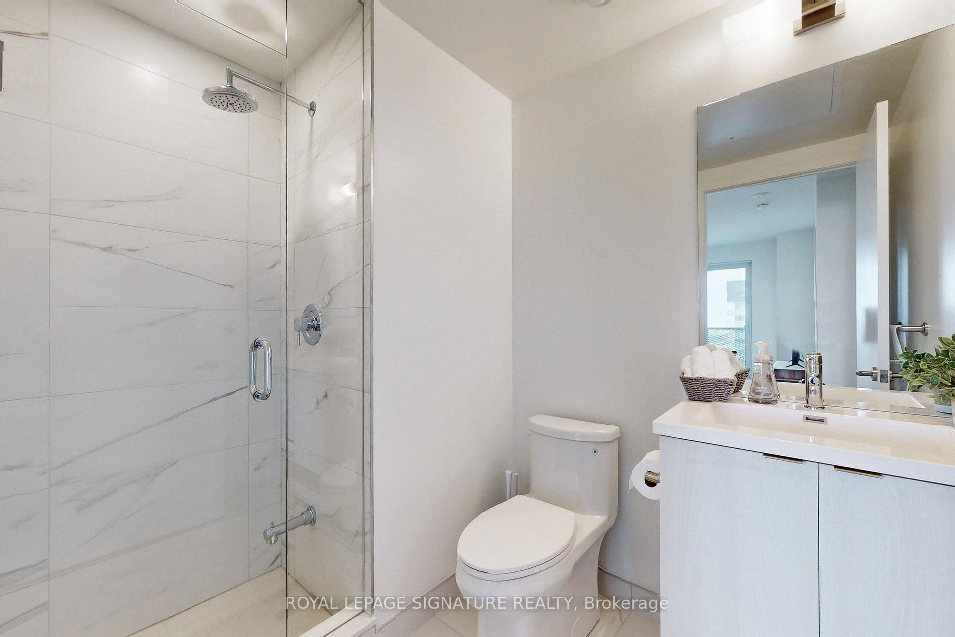 Photo 26 of Unit 5203, 138 Downes Street, Toronto, Waterfront Communities — HOMEH
