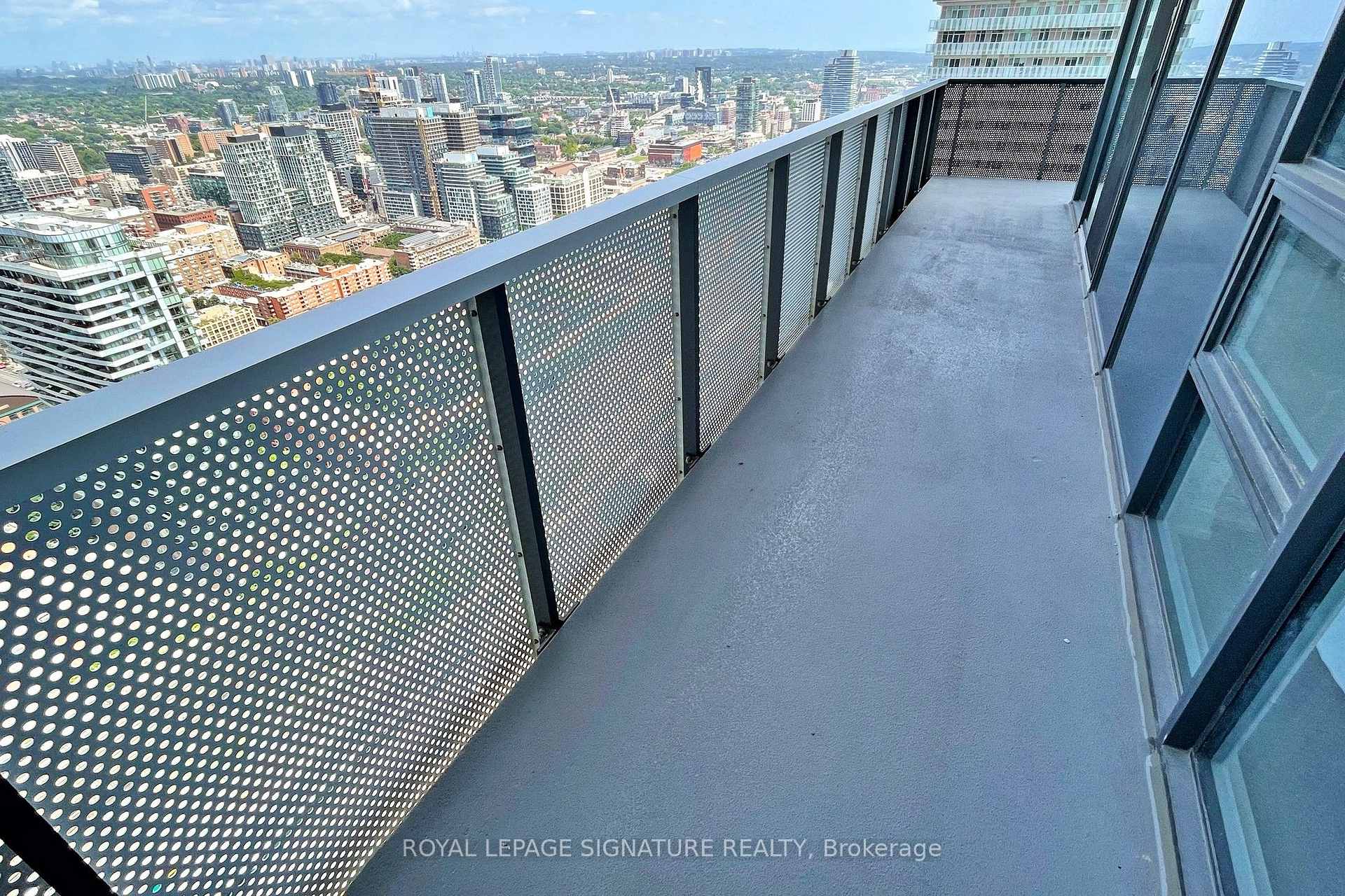 Photo 33 of Unit 5203, 138 Downes Street, Toronto, Waterfront Communities — HOMEH