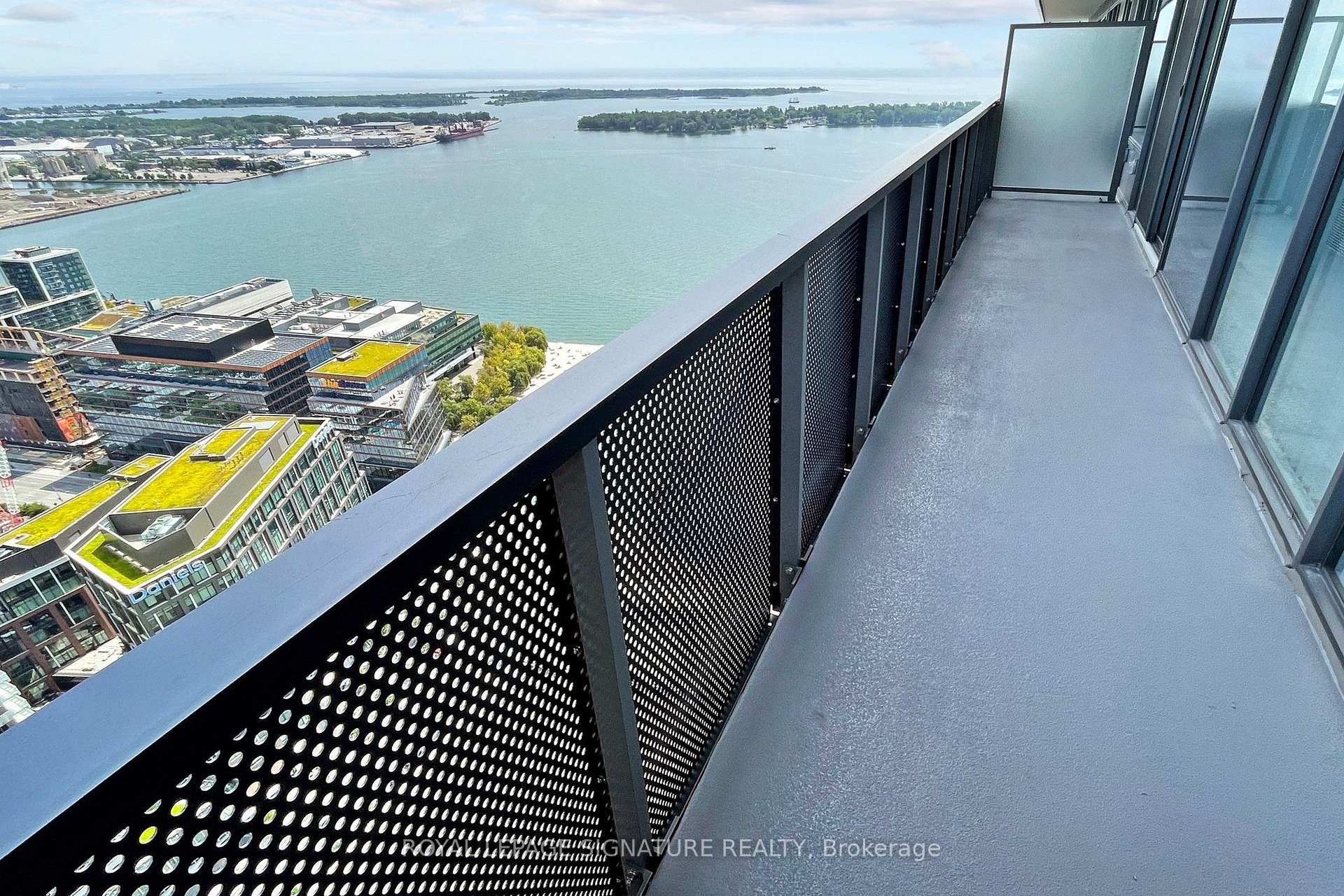 Photo 34 of Unit 5203, 138 Downes Street, Toronto, Waterfront Communities — HOMEH