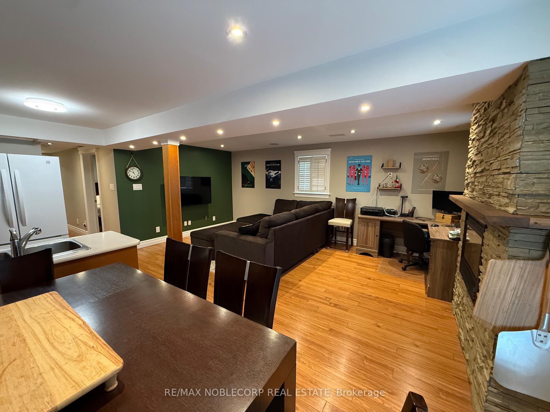 Photo 6 of Unit Basement, 38 D'amato Crescent, Vaughan, Maple — HOMEH