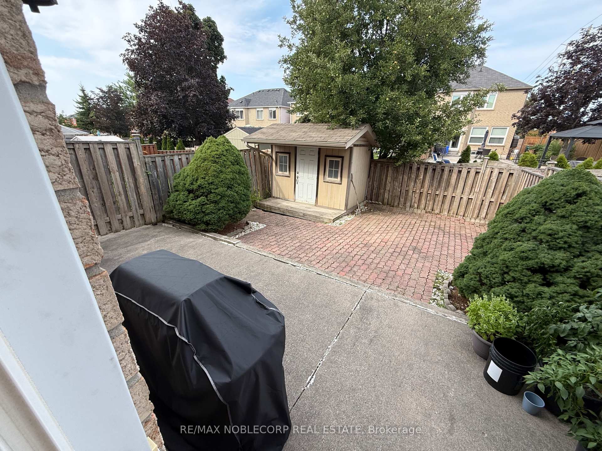 Photo 15 of Unit Basement, 38 D'amato Crescent, Vaughan, Maple — HOMEH