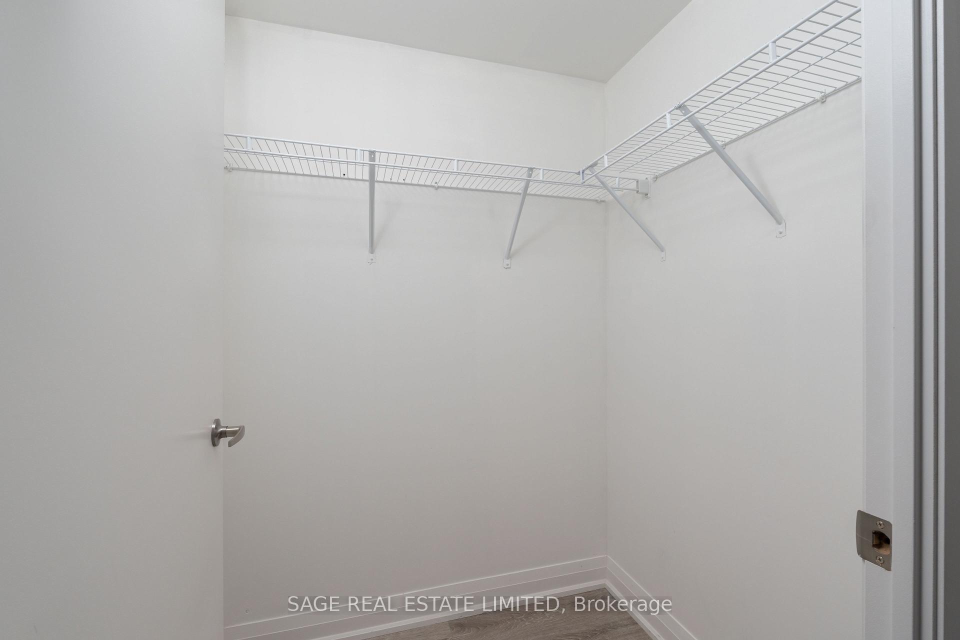 Photo 8 of Unit 625, 10 Gibbs Road, Etobicoke, Islington-City Centre West — HOMEH