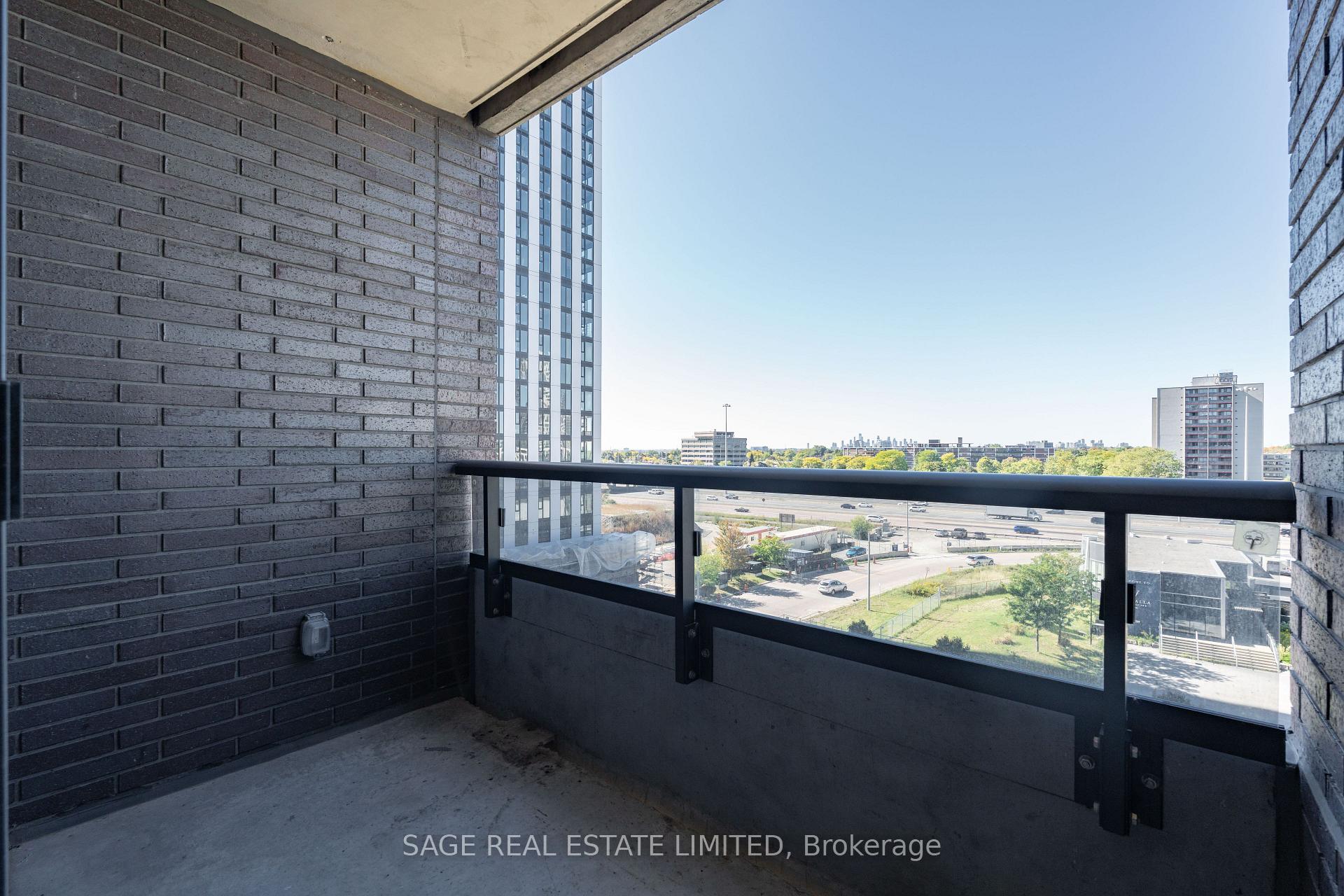 Photo 14 of Unit 625, 10 Gibbs Road, Etobicoke, Islington-City Centre West — HOMEH