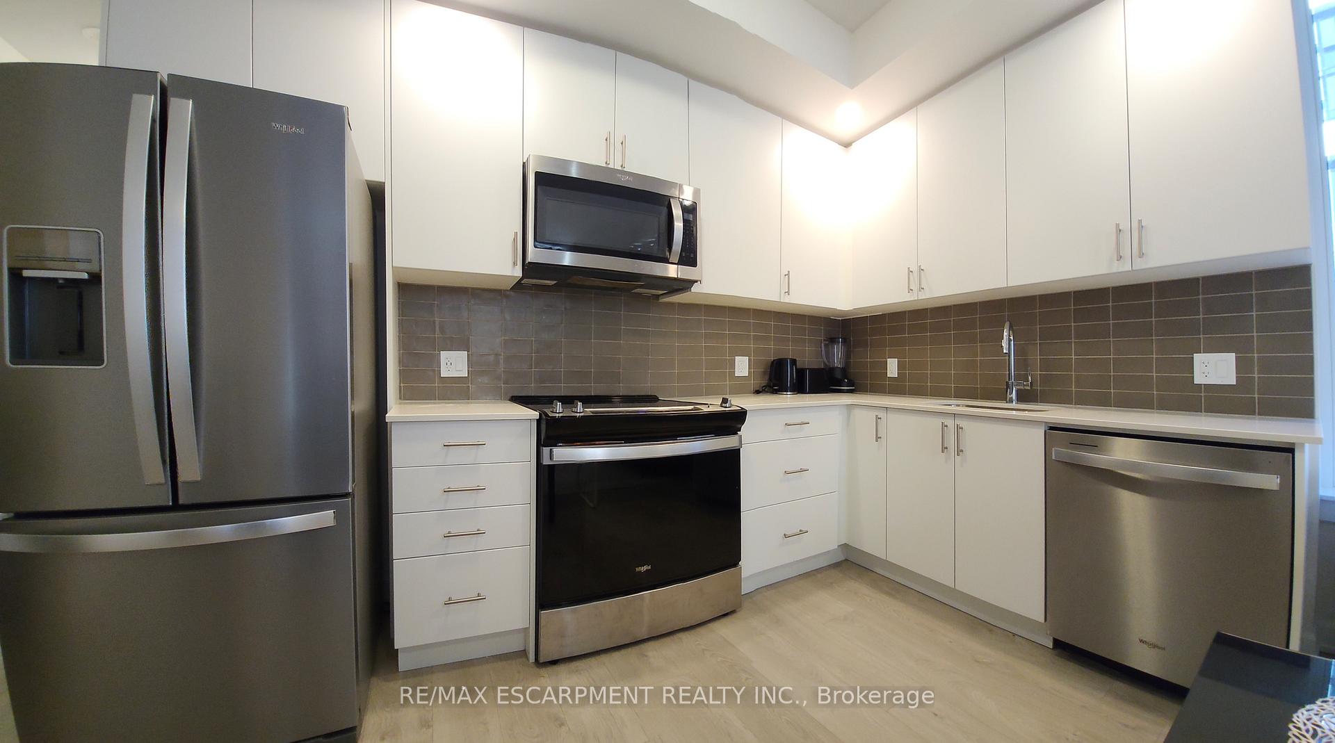 Photo 3 of Unit 607, 3220 William Coltson Avenue, Oakville, Joshua Meadows — HOMEH