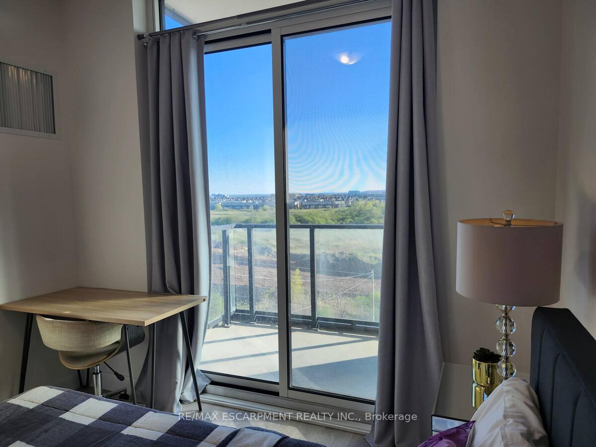 Photo 4 of Unit 607, 3220 William Coltson Avenue, Oakville, Joshua Meadows — HOMEH