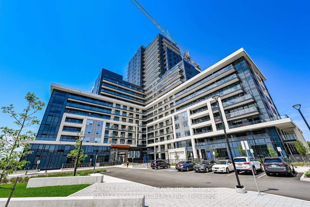 Photo 2 of Unit 607, 3220 William Coltson Avenue, Oakville, Joshua Meadows — HOMEH