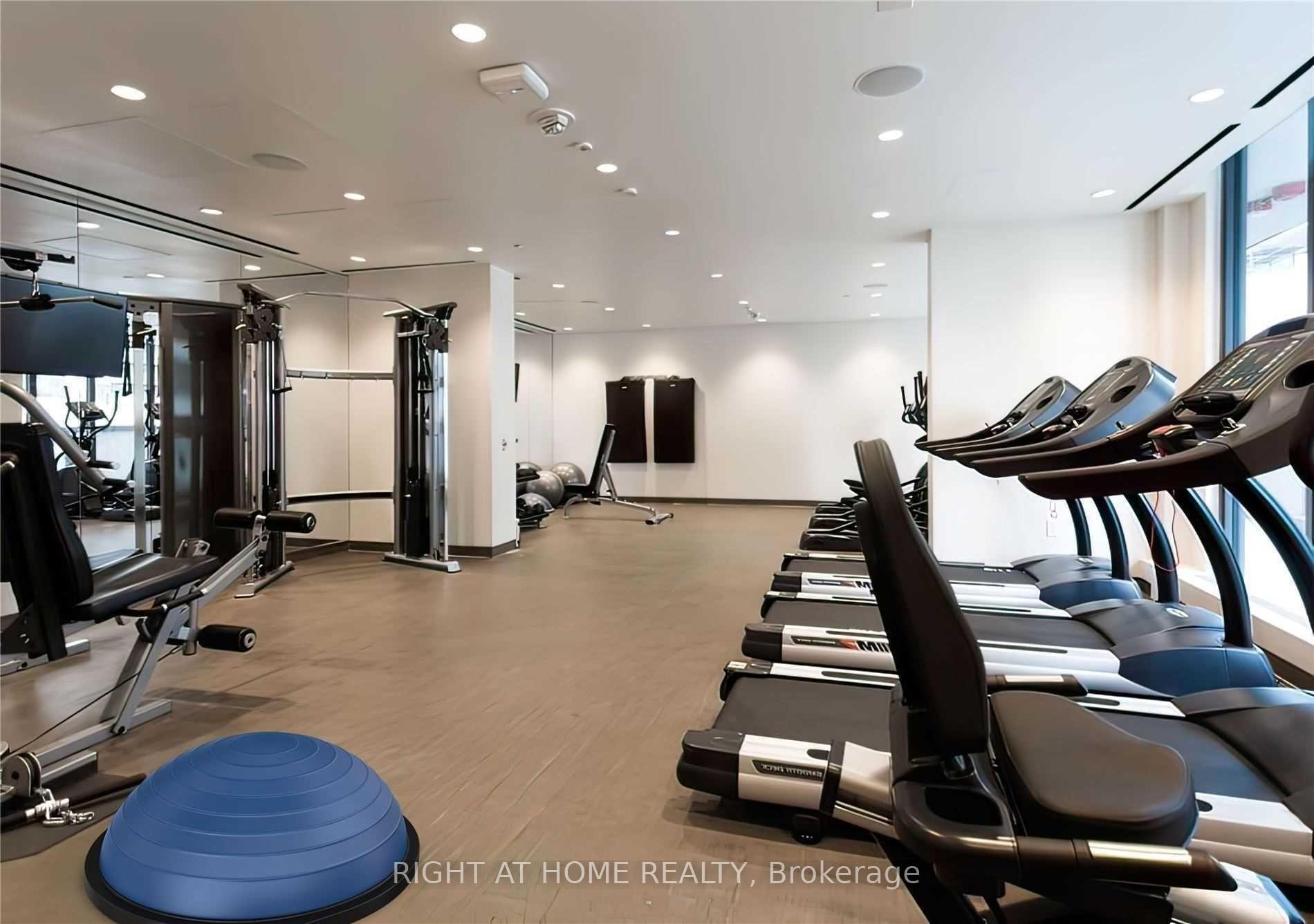 Photo 11 of Unit 910, 115 Blue Jays Way, Toronto, Waterfront Communities — HOMEH