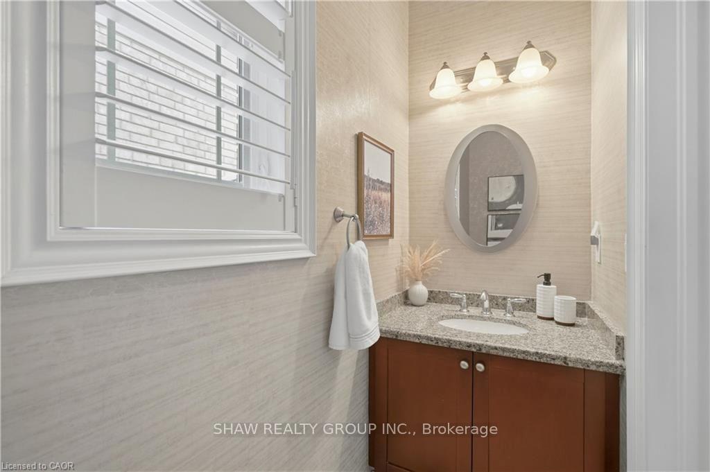 Photo 8 of Unit 216, 2120 Itabashi Way, Burlington, Tansley — HOMEH