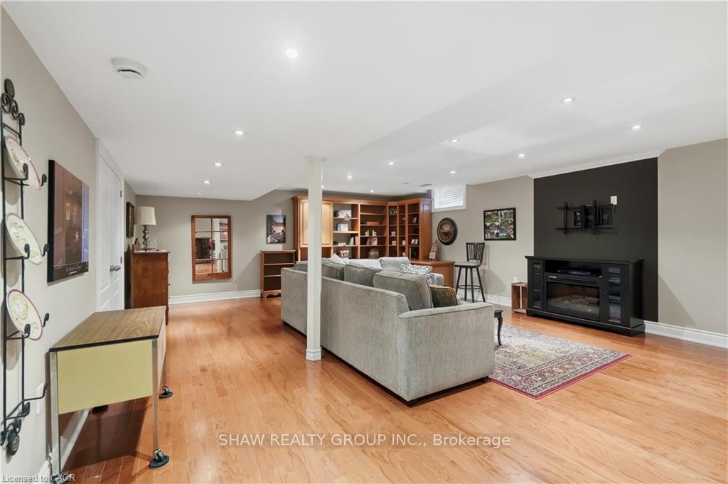 Photo 31 of Unit 216, 2120 Itabashi Way, Burlington, Tansley — HOMEH