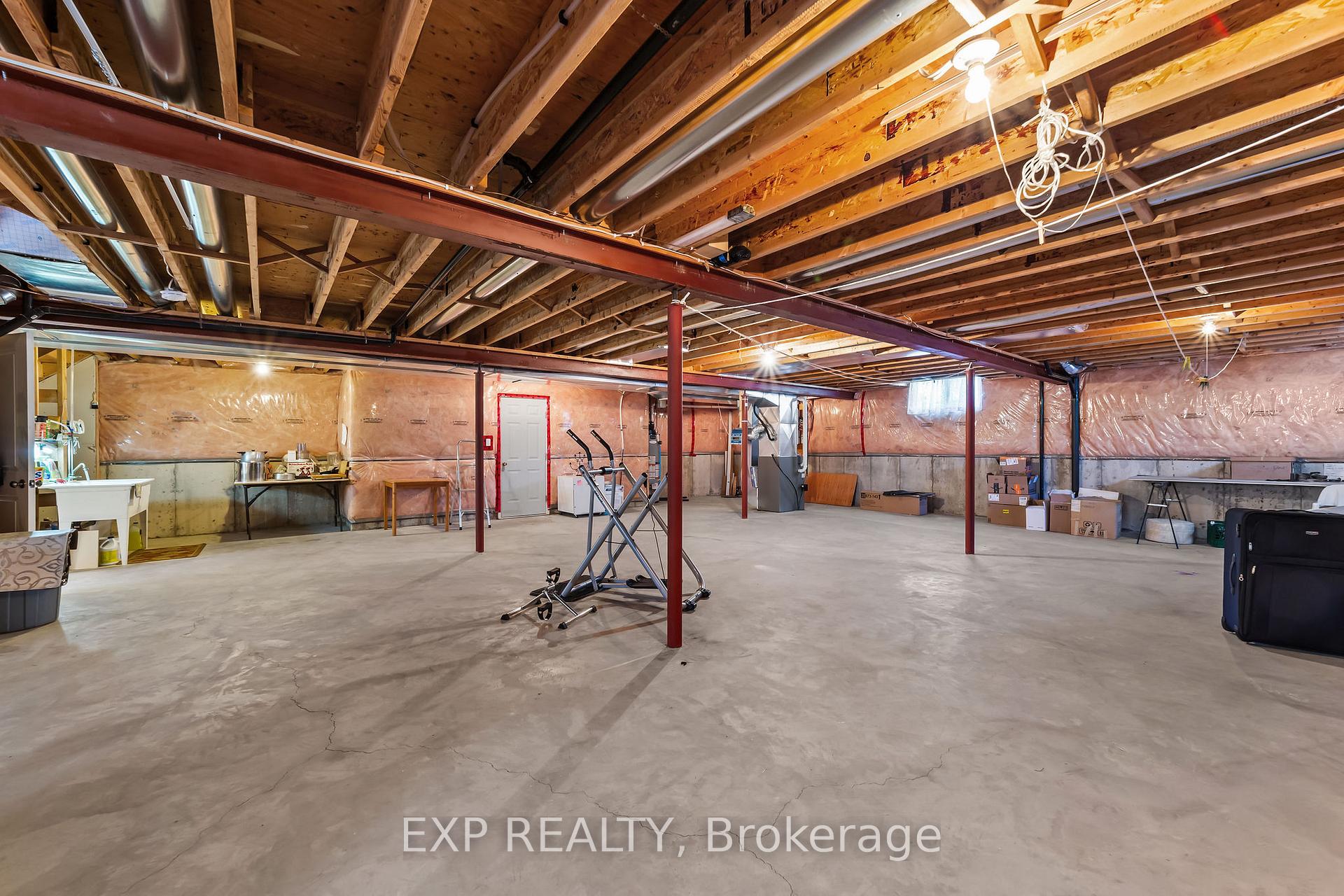 Photo 31 of 1991 Whippoorwill Place, London, North R — HOMEH