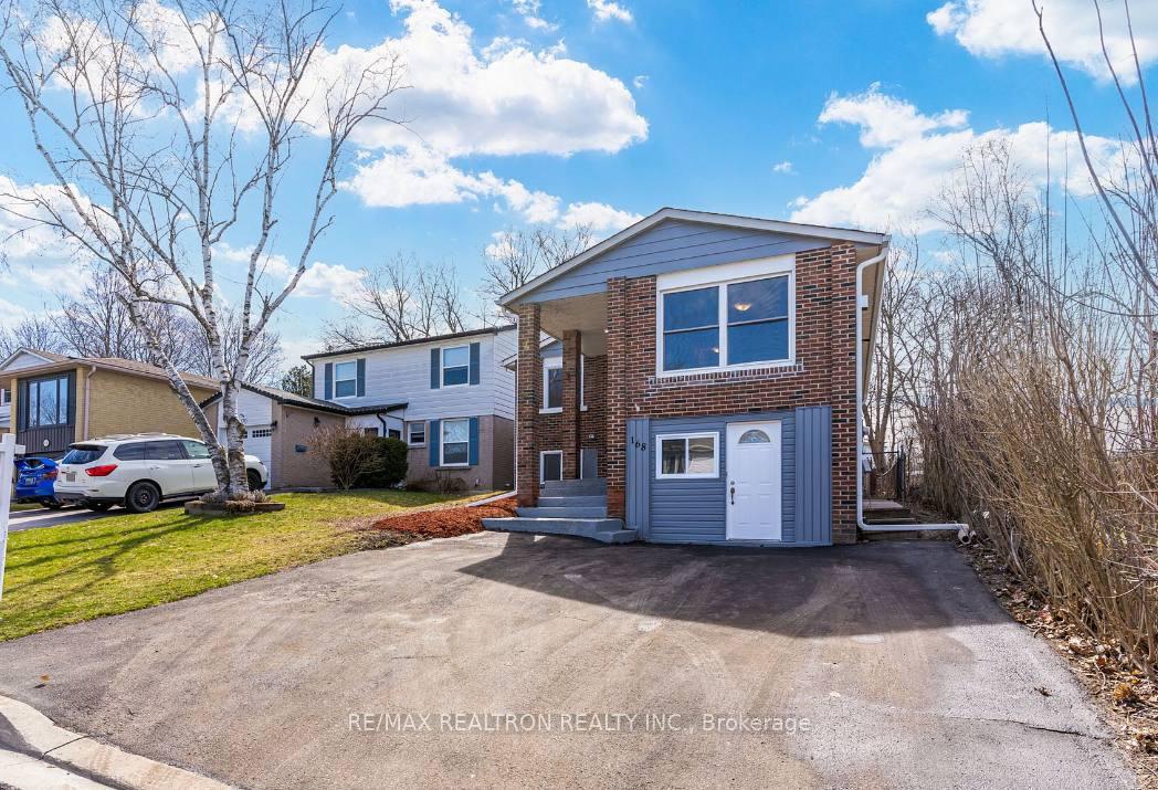 Photo 1 of 168 Hodgson Drive, Newmarket, Central Newmarket — HOMEH