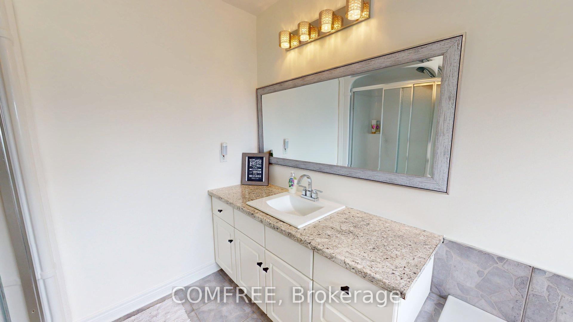 Photo 16 of 7136 Julie Drive, Niagara Falls, Forestview — HOMEH