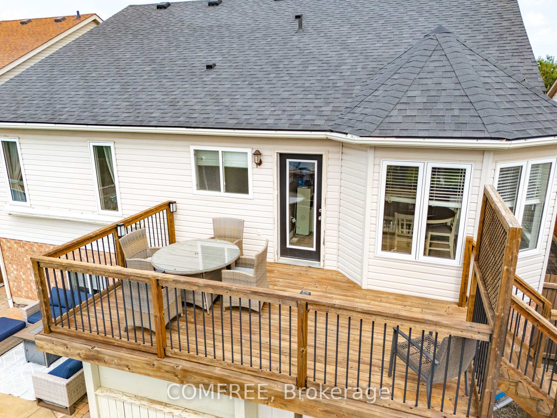 Photo 30 of 7136 Julie Drive, Niagara Falls, Forestview — HOMEH