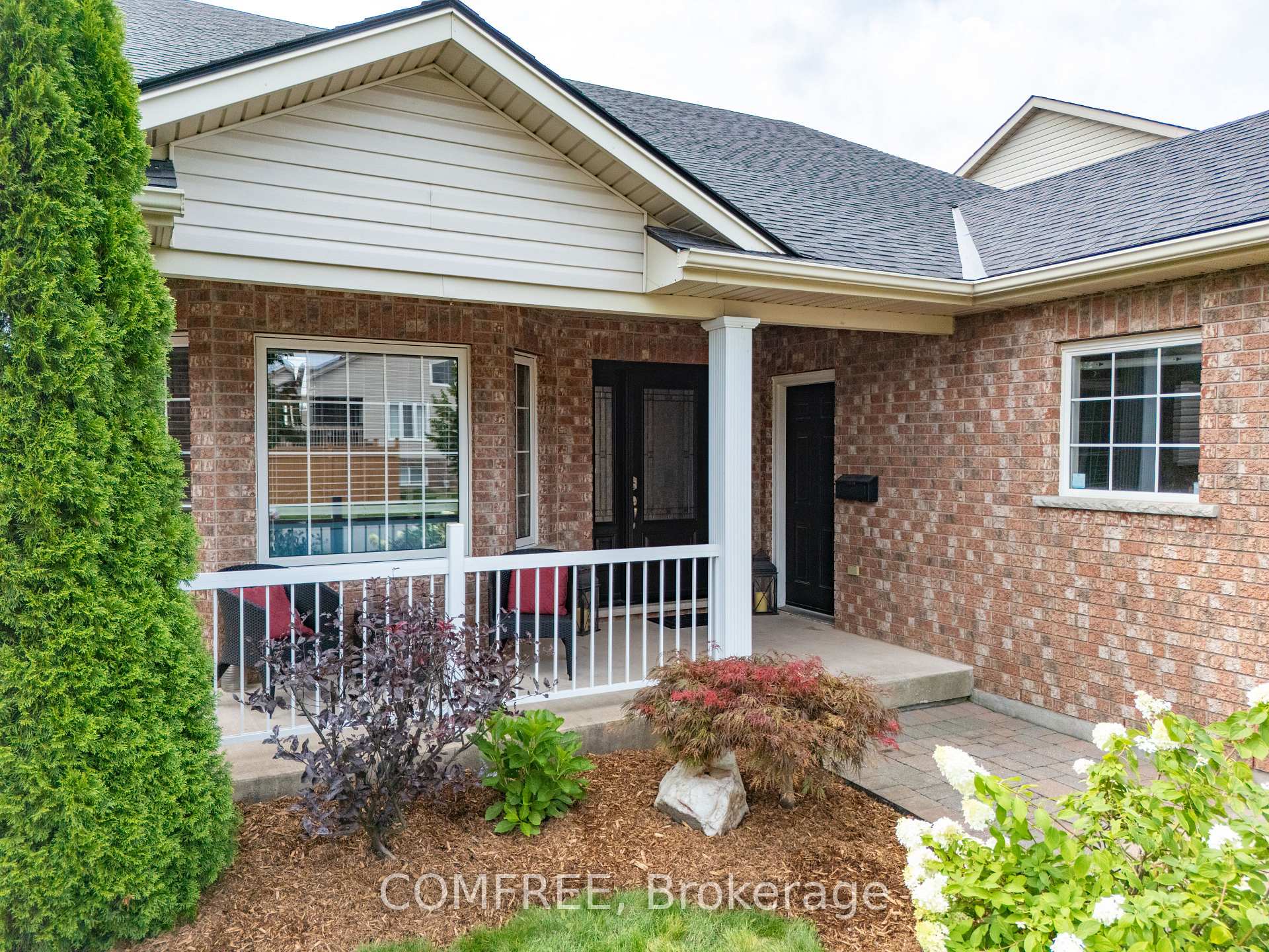 Photo 40 of 7136 Julie Drive, Niagara Falls, Forestview — HOMEH
