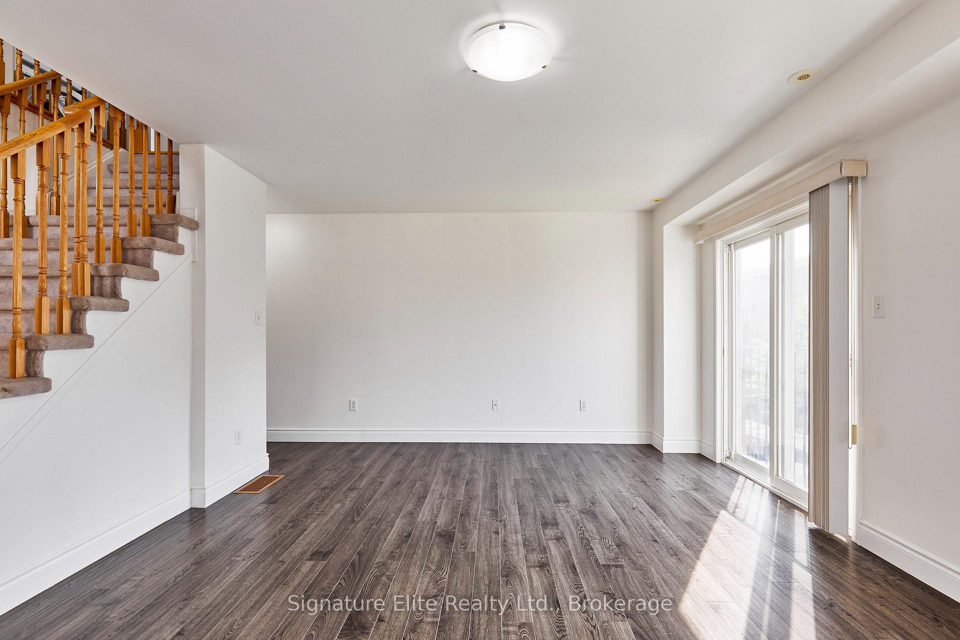 Photo 6 of Unit Upper, 11 Etienne Street, Scarborough, Clairlea-Birchmount — HOMEH