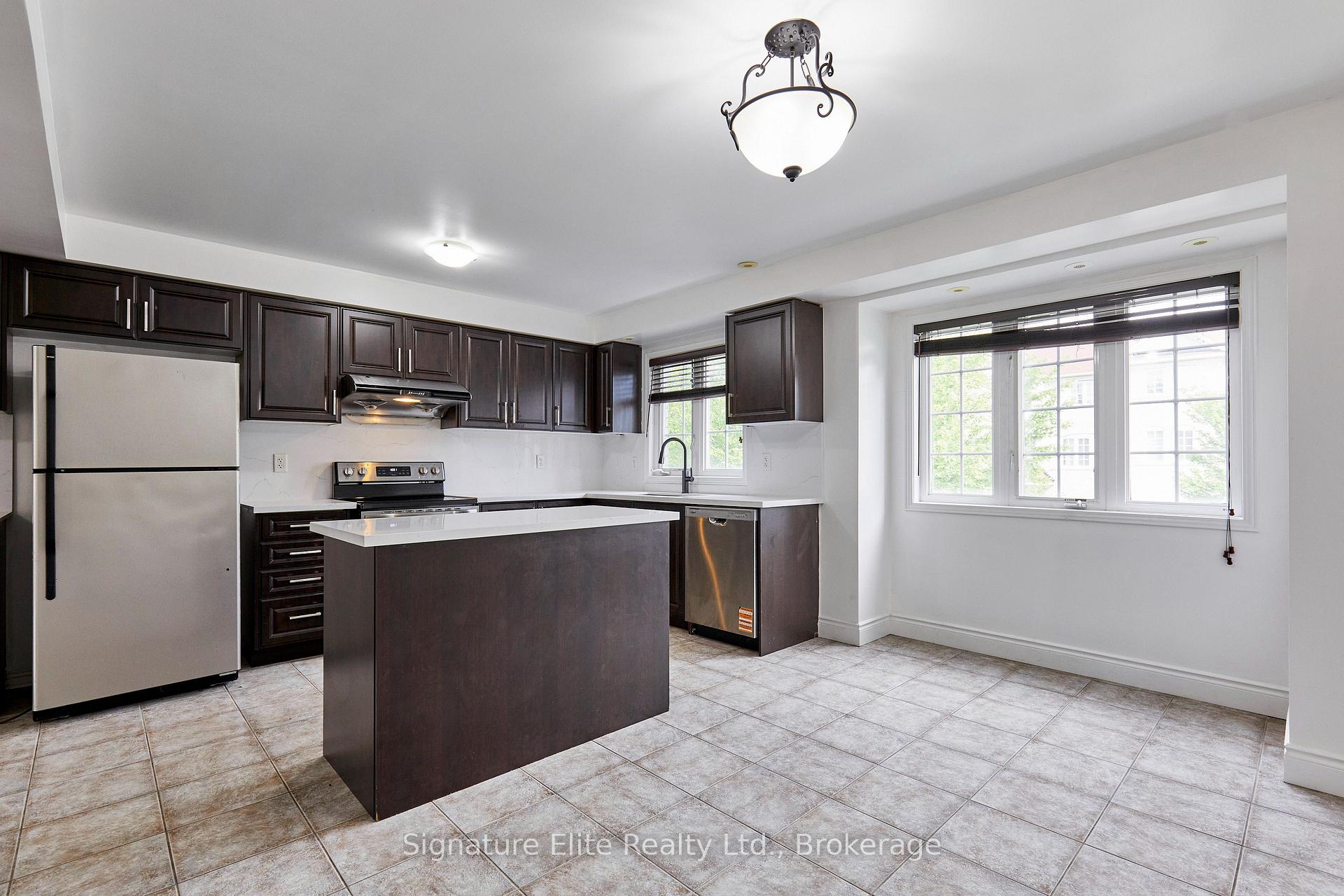 Photo 10 of Unit Upper, 11 Etienne Street, Scarborough, Clairlea-Birchmount — HOMEH