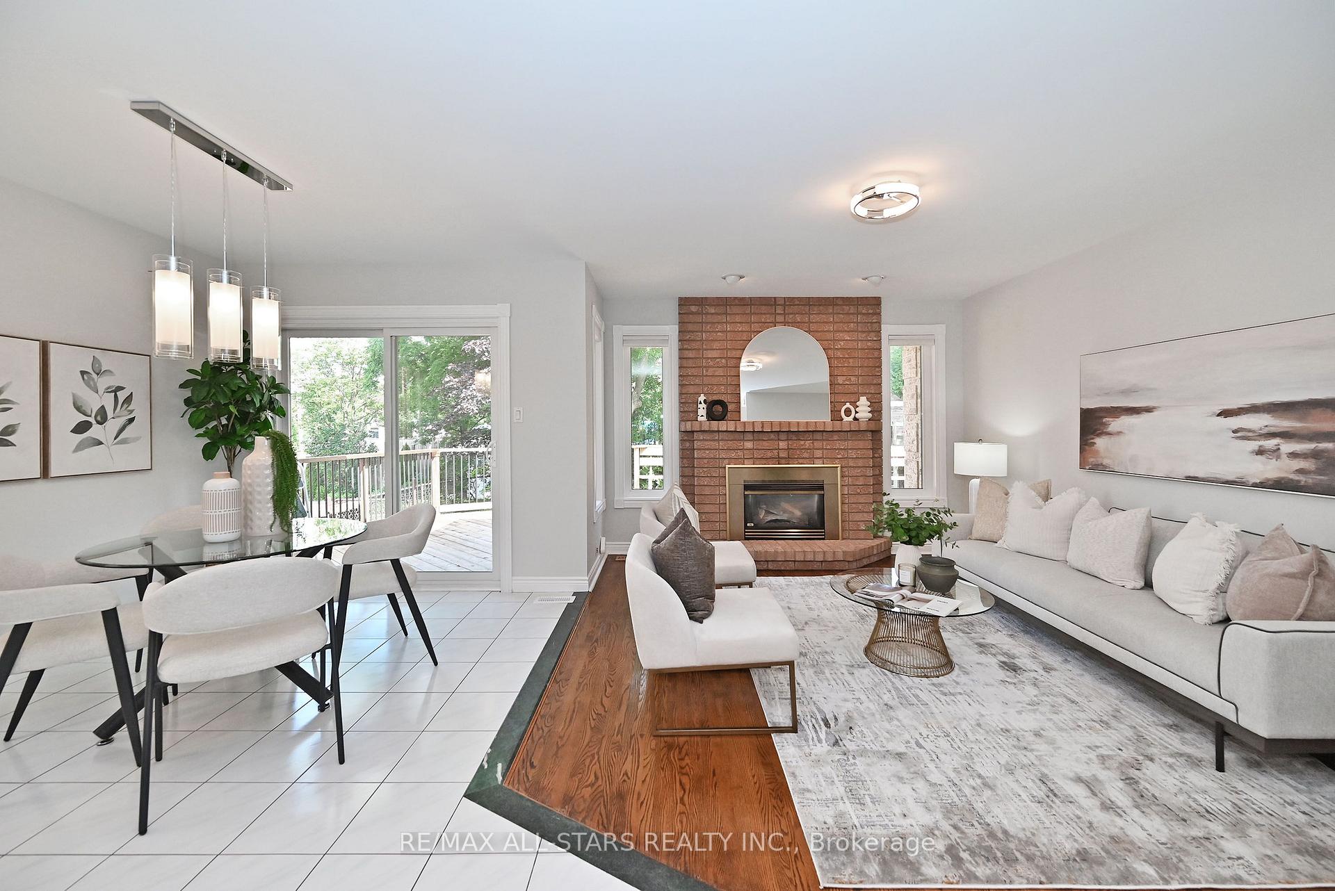 Photo 16 of 34 Captain Armstrong Lane, Markham, Sherwood-Amberglen — HOMEH