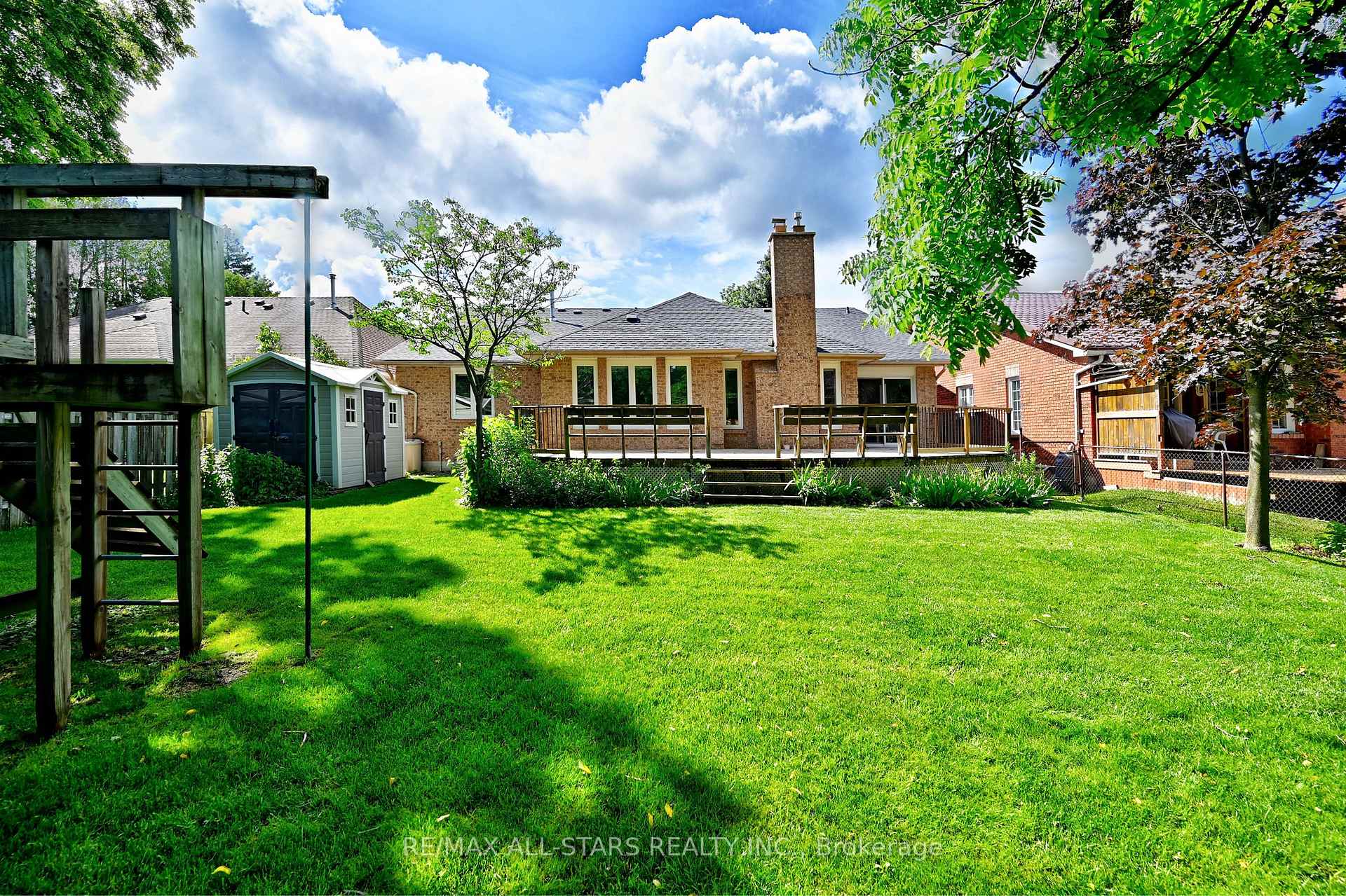 Photo 37 of 34 Captain Armstrong Lane, Markham, Sherwood-Amberglen — HOMEH