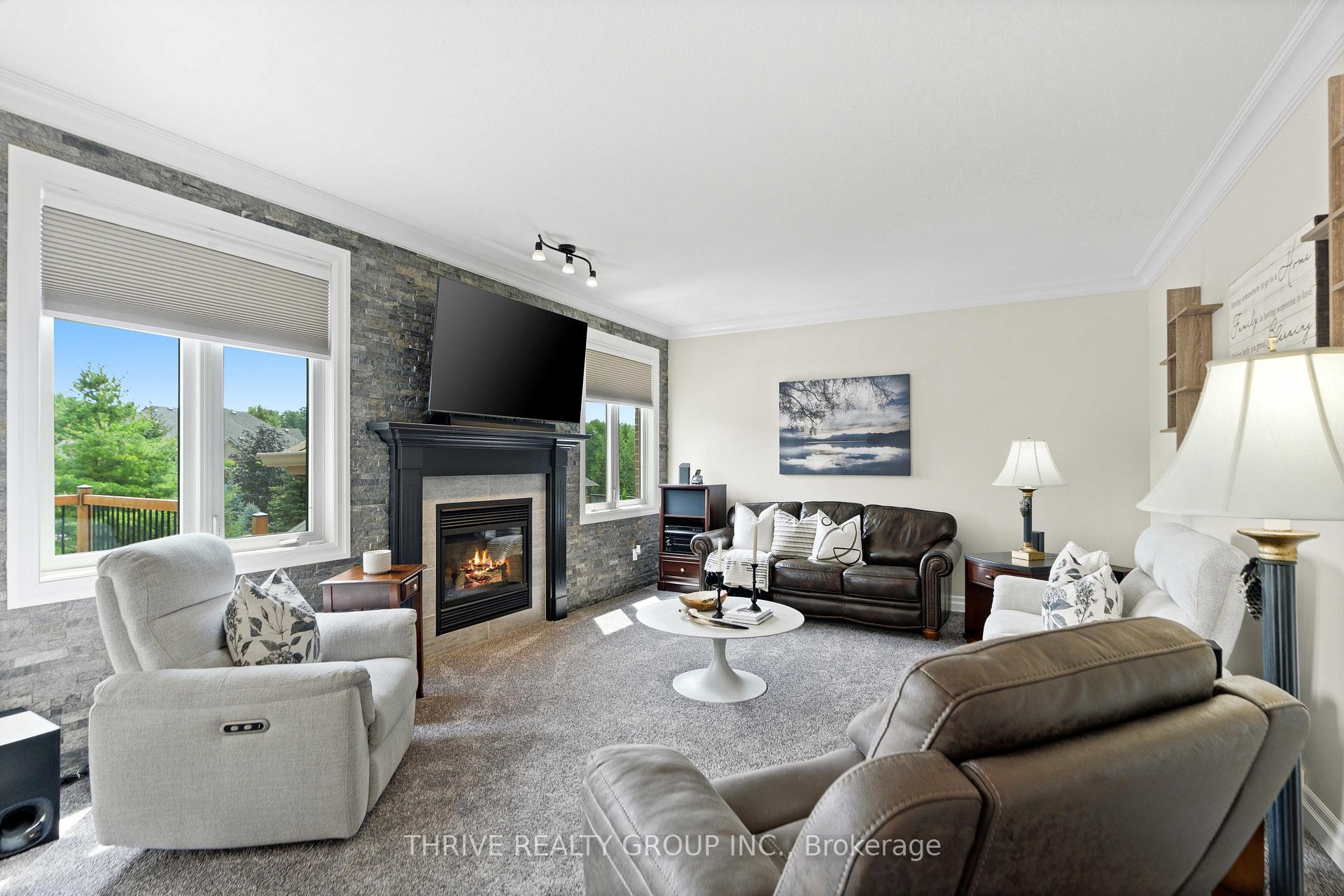 Photo 18 of 26 Earlscourt Terrace, Middlesex Centre, Kilworth — HOMEH