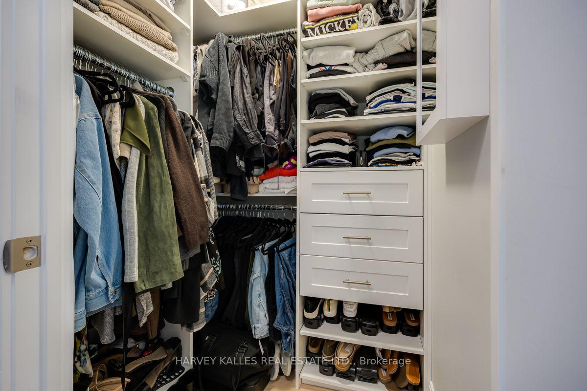 Photo 13 of Unit 813, 70 Roehampton Avenue, Toronto, Mount Pleasant West — HOMEH