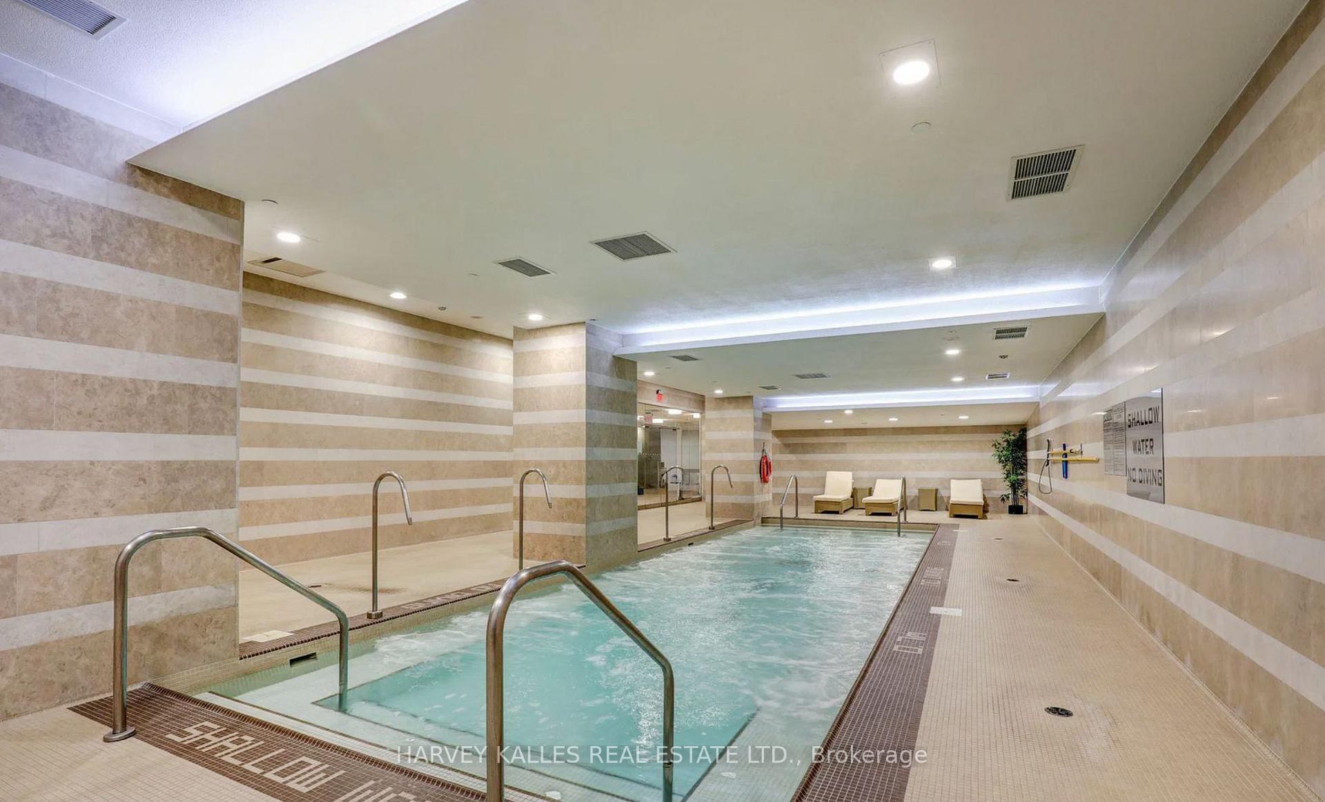 Photo 21 of Unit 813, 70 Roehampton Avenue, Toronto, Mount Pleasant West — HOMEH