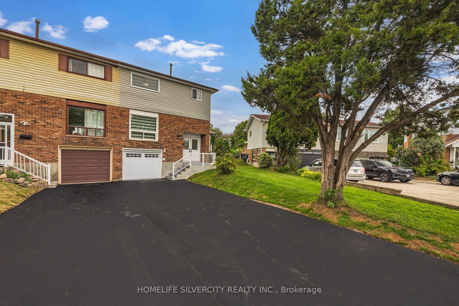 Photo 2 of 3803 Keenan Crescent, Mississauga, Malton — HOMEH