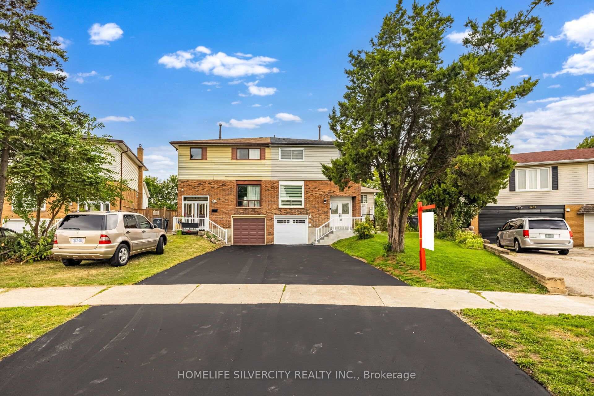 Photo 5 of 3803 Keenan Crescent, Mississauga, Malton — HOMEH
