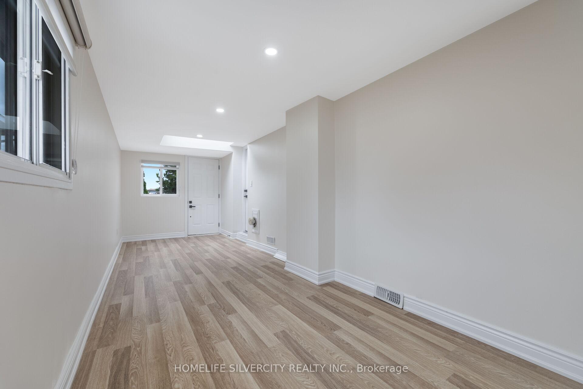 Photo 22 of 3803 Keenan Crescent, Mississauga, Malton — HOMEH