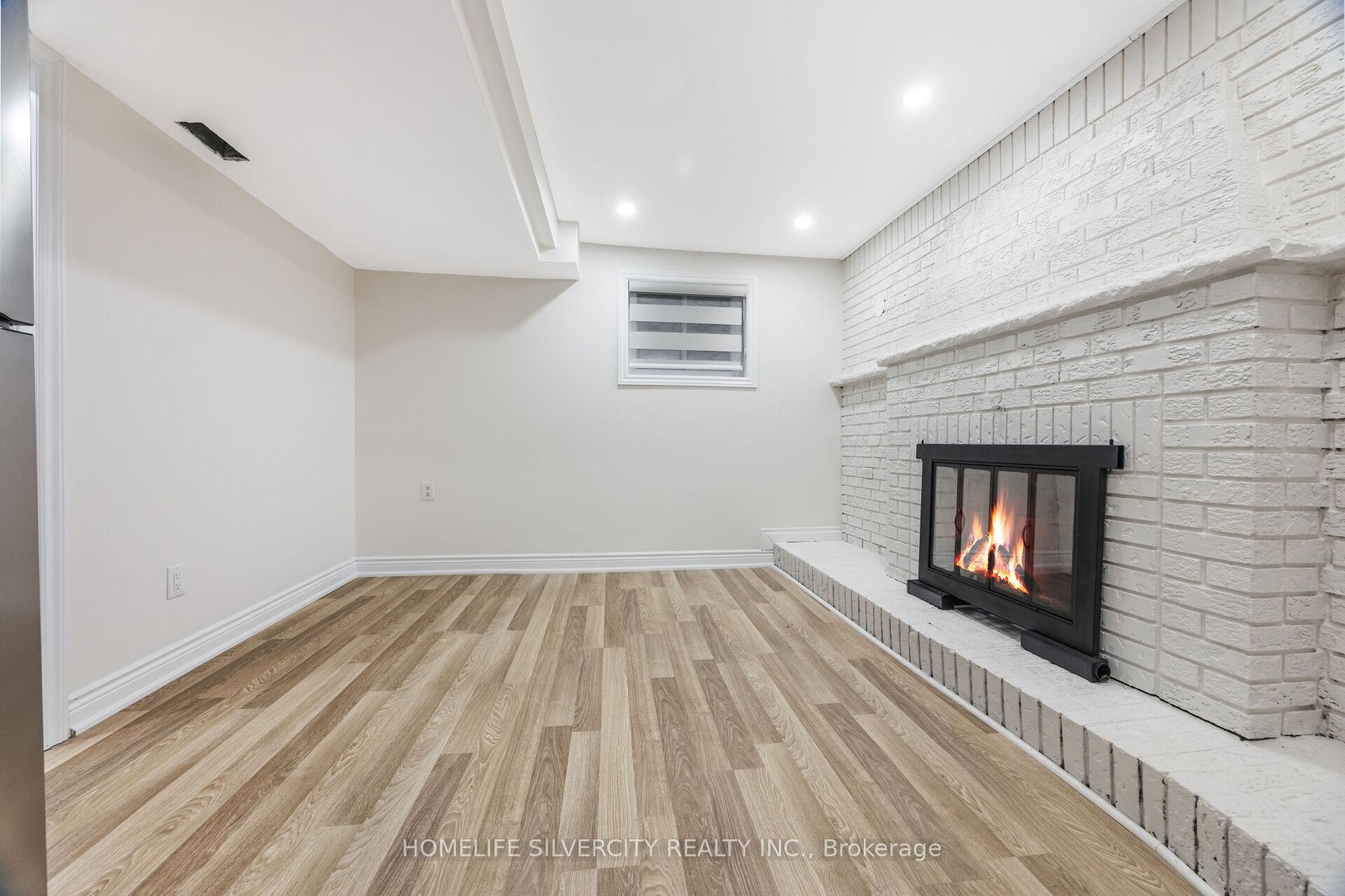 Photo 43 of 3803 Keenan Crescent, Mississauga, Malton — HOMEH