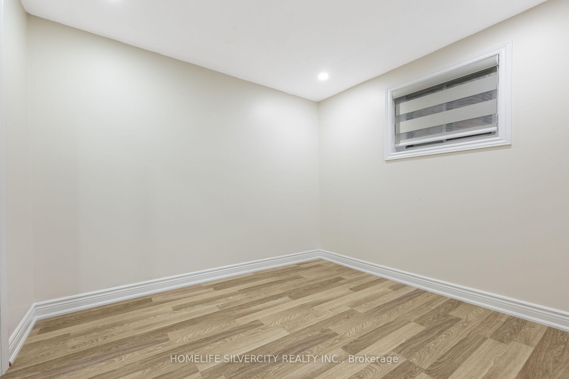 Photo 45 of 3803 Keenan Crescent, Mississauga, Malton — HOMEH