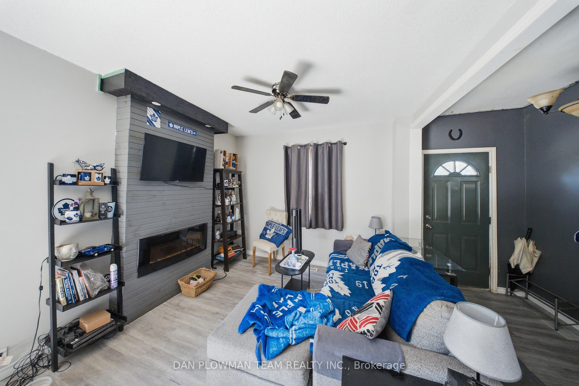 Photo 10 of 387 Albert Street, Oshawa, Central — HOMEH
