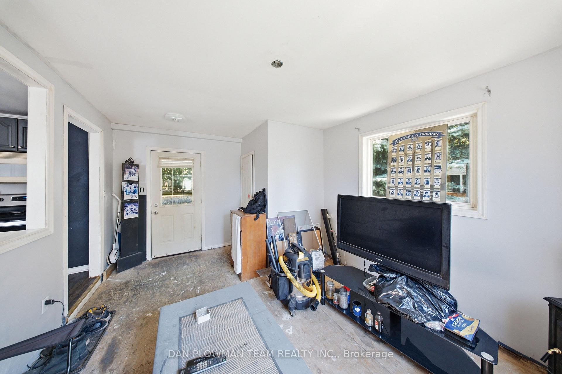 Photo 17 of 387 Albert Street, Oshawa, Central — HOMEH