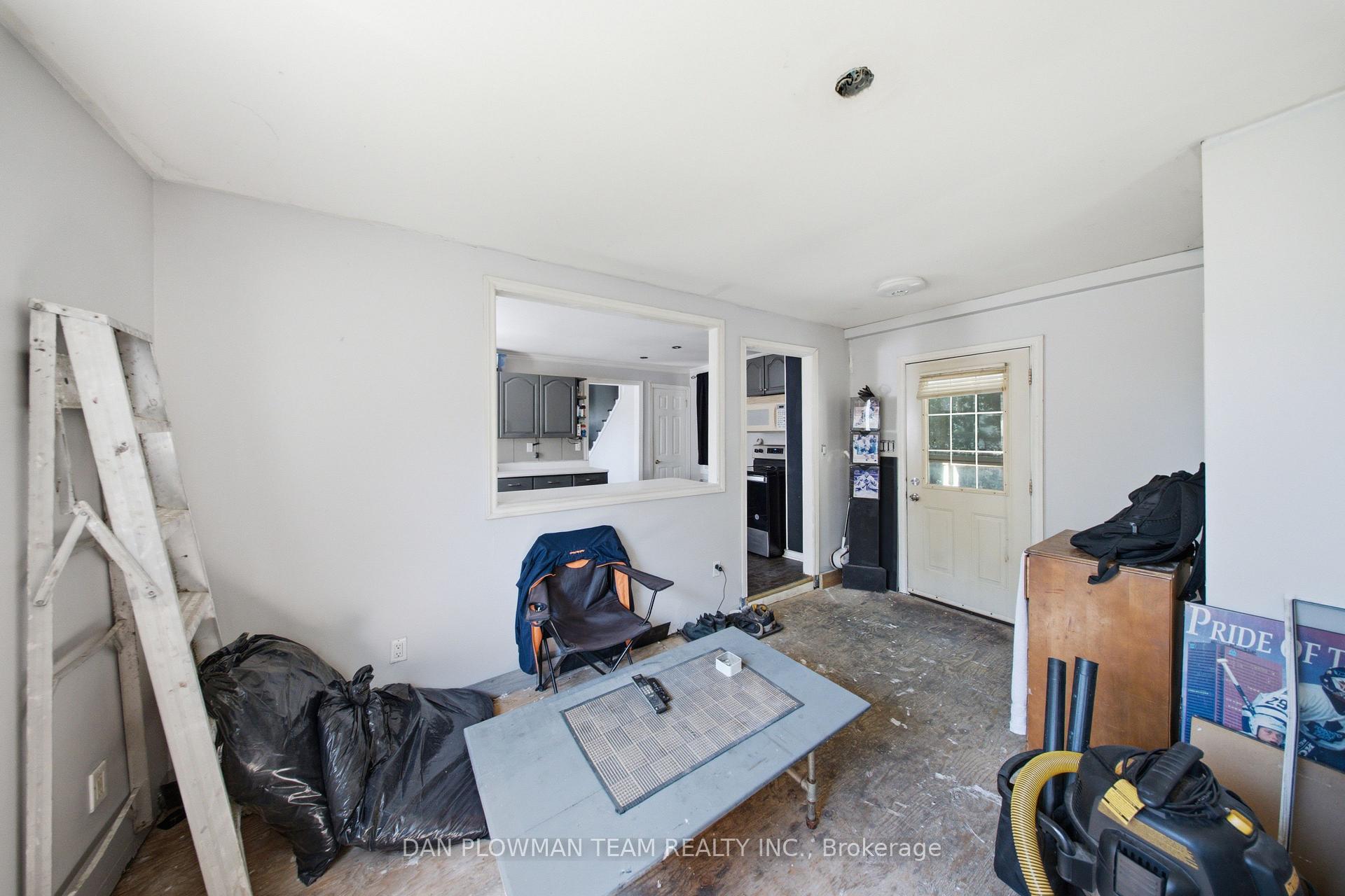 Photo 18 of 387 Albert Street, Oshawa, Central — HOMEH