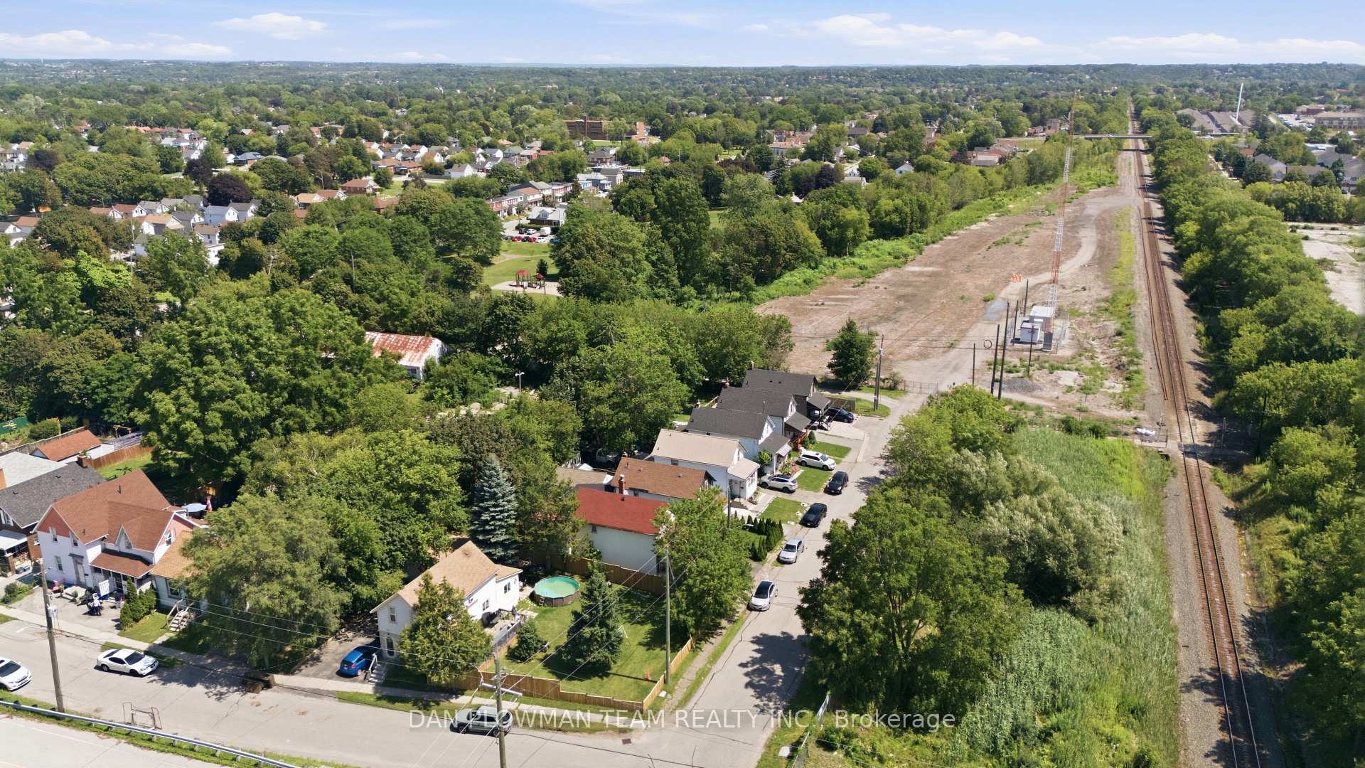 Photo 37 of 387 Albert Street, Oshawa, Central — HOMEH