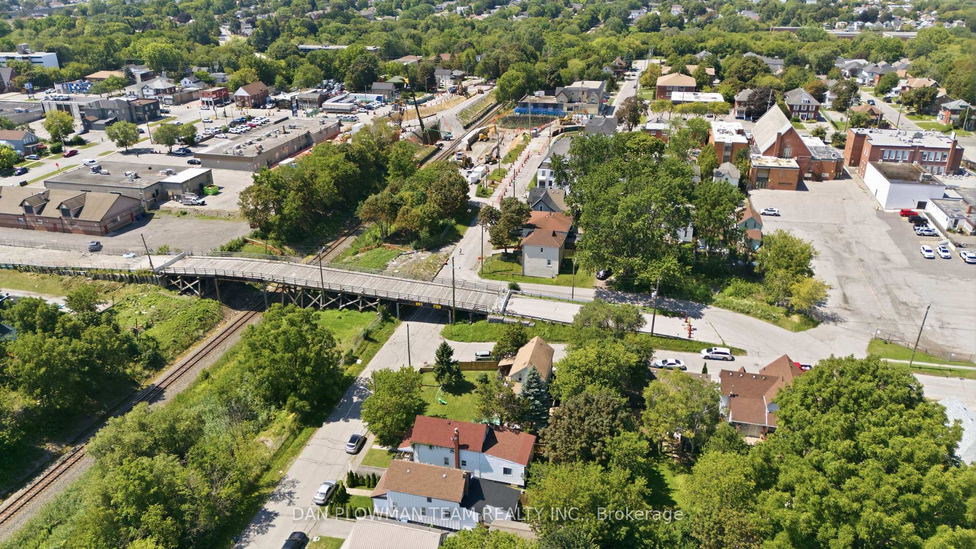 Photo 39 of 387 Albert Street, Oshawa, Central — HOMEH