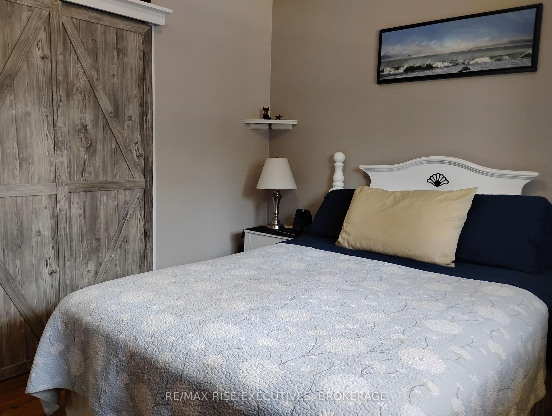 Photo 20 of 165 Elizabeth Drive, Gananoque, Gananoque — HOMEH