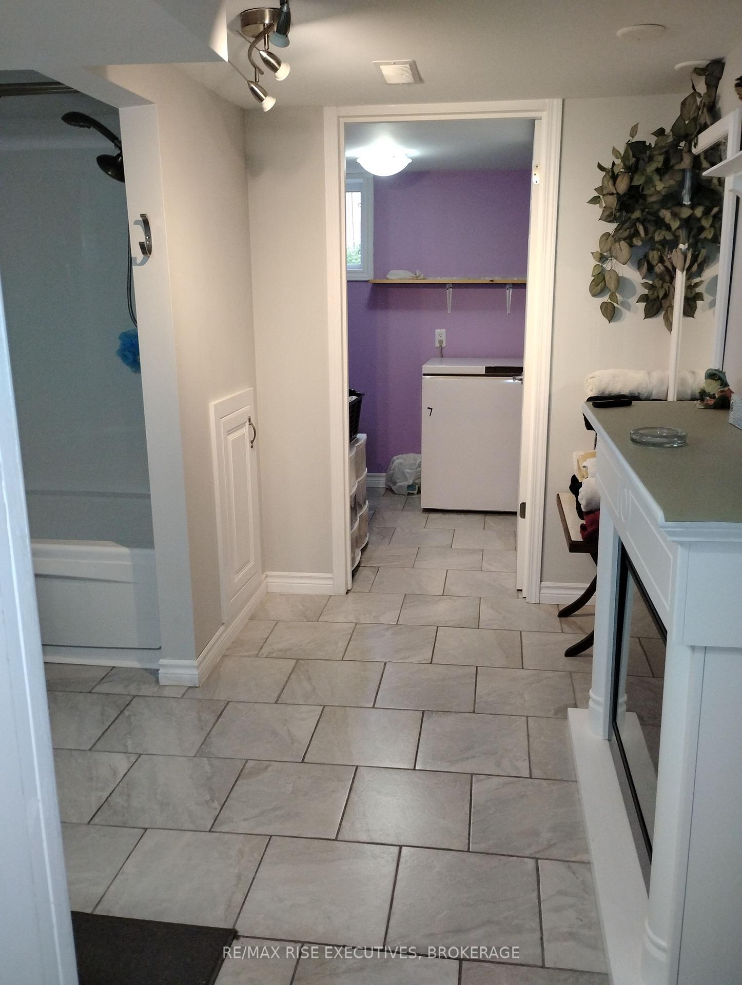 Photo 27 of 165 Elizabeth Drive, Gananoque, Gananoque — HOMEH