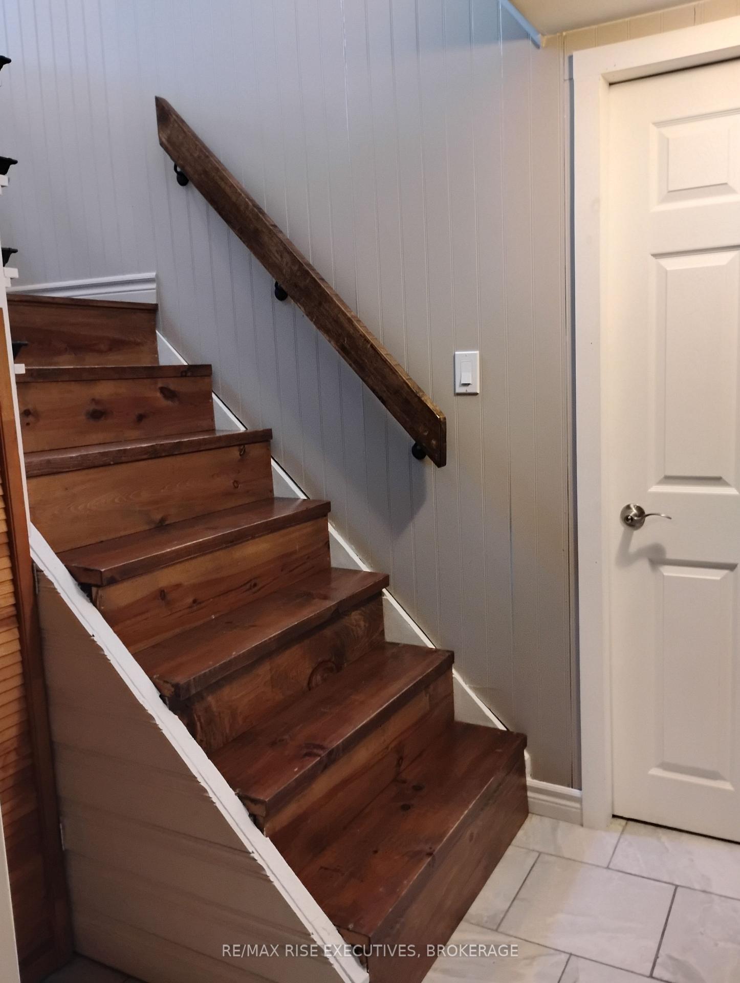 Photo 24 of 165 Elizabeth Drive, Gananoque, Gananoque — HOMEH