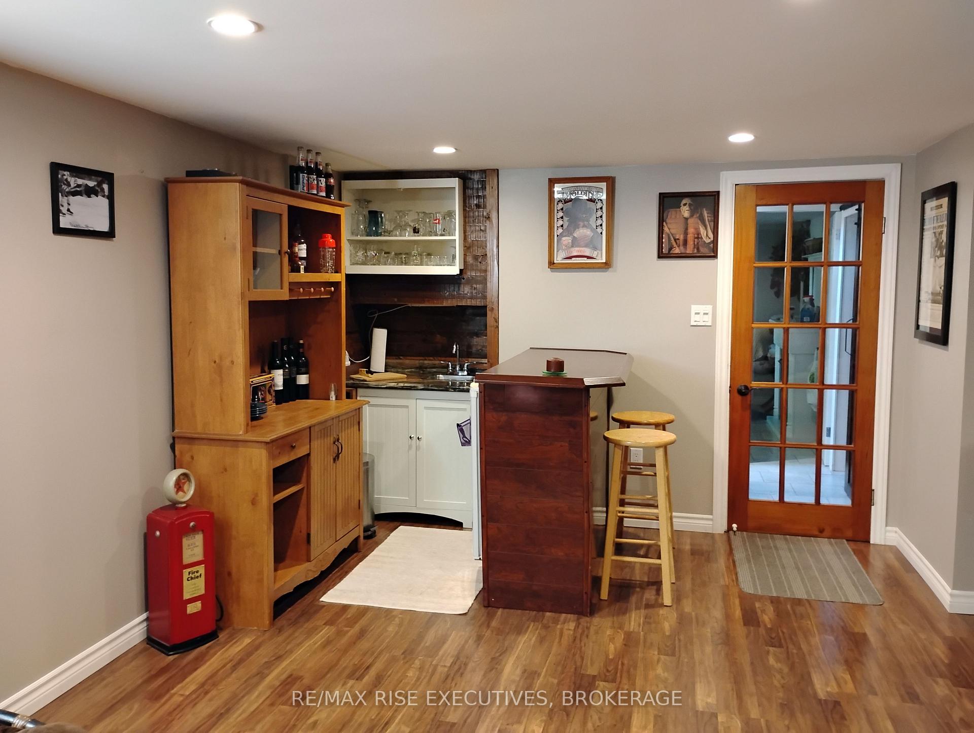 Photo 32 of 165 Elizabeth Drive, Gananoque, Gananoque — HOMEH