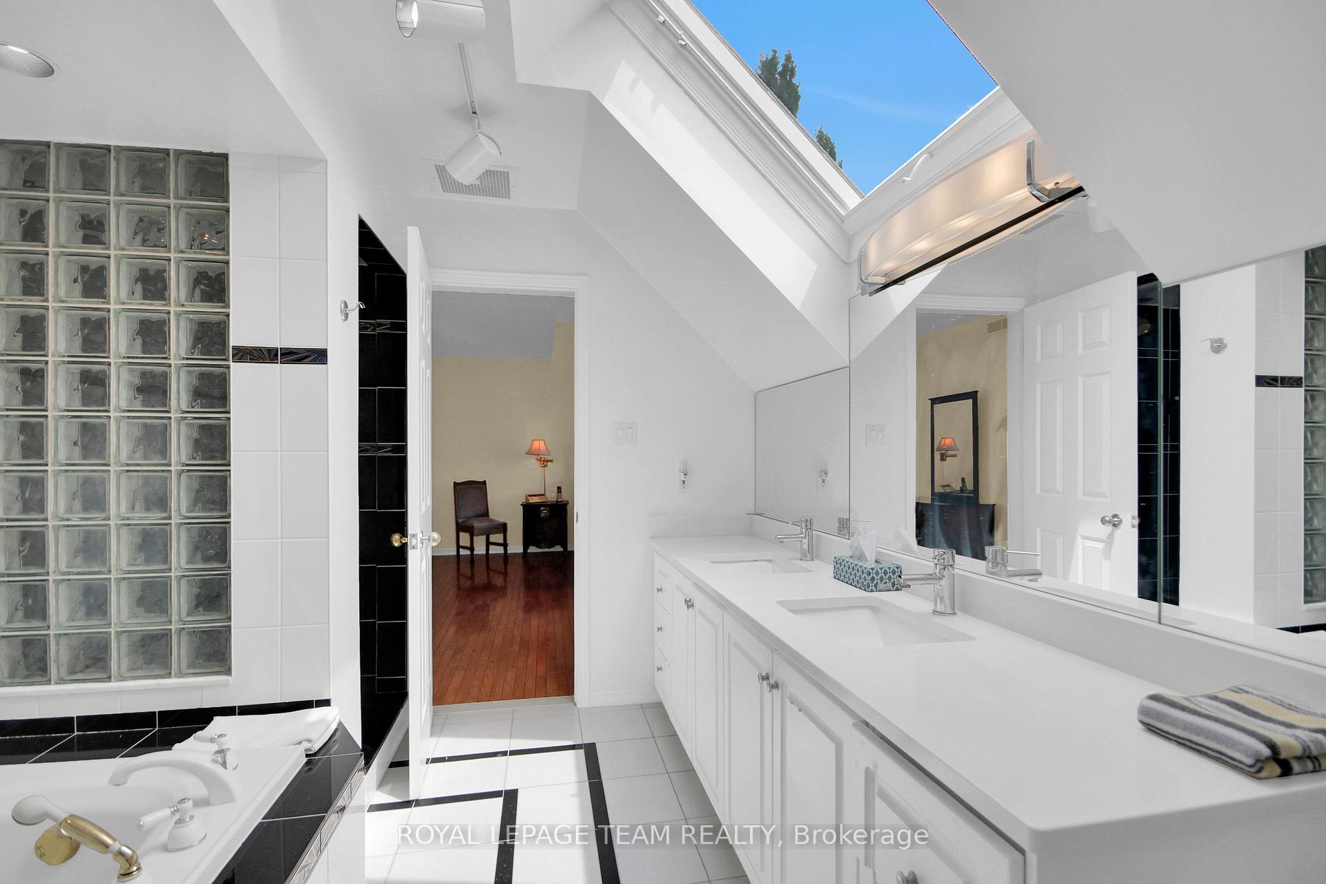 Photo 31 of 550B Queen Elizabeth Drive, Ottawa, Glebe — HOMEH