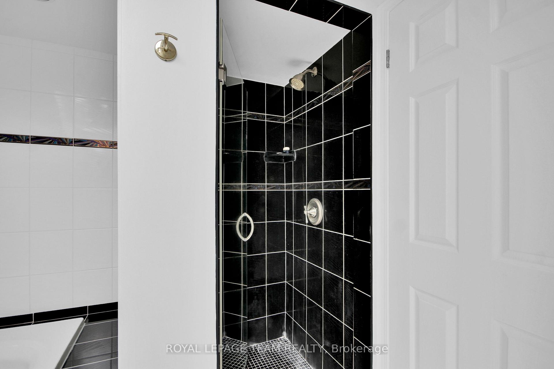Photo 32 of 550B Queen Elizabeth Drive, Ottawa, Glebe — HOMEH