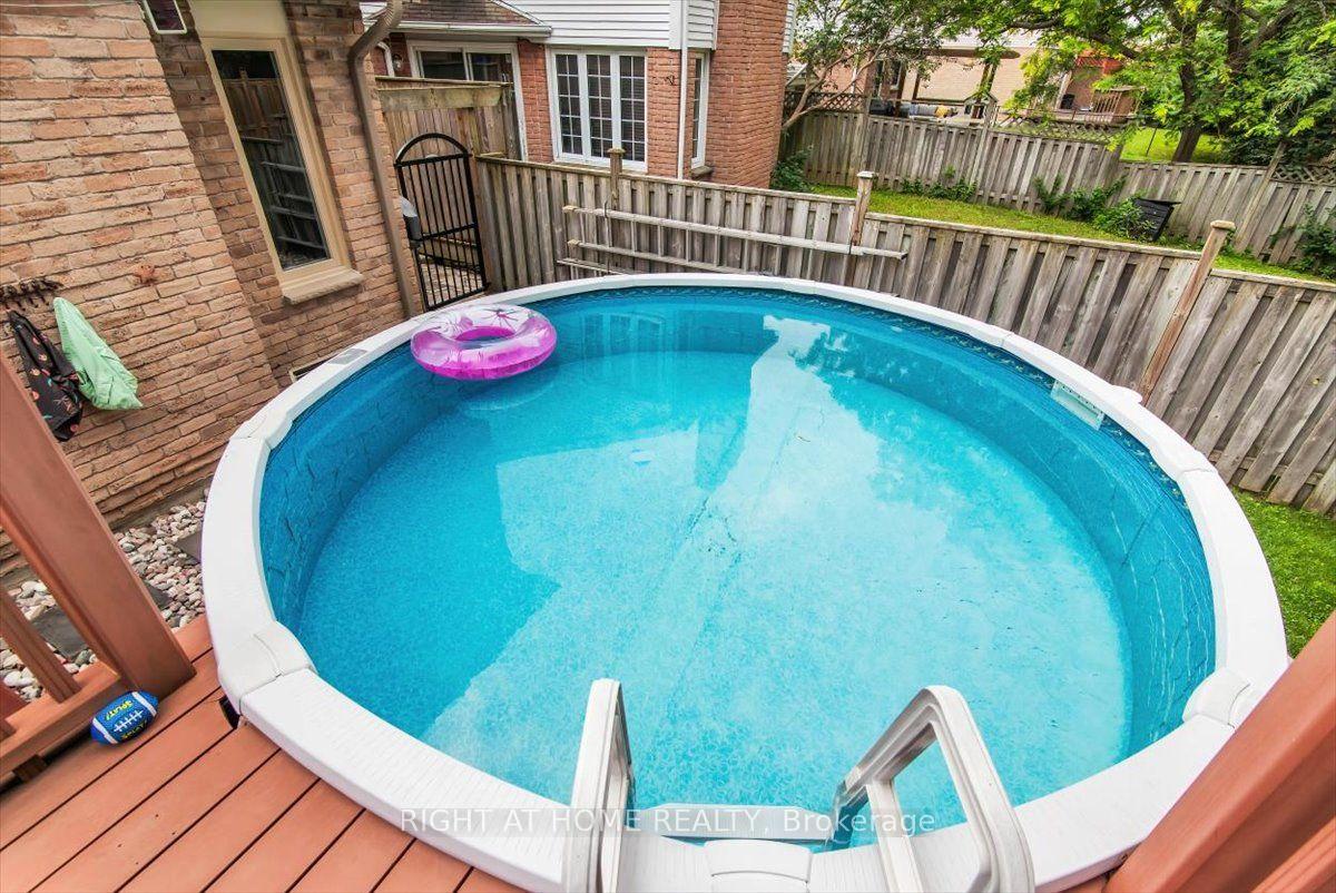 Photo 33 of 18 Bashford Road, Ajax, South West — HOMEH