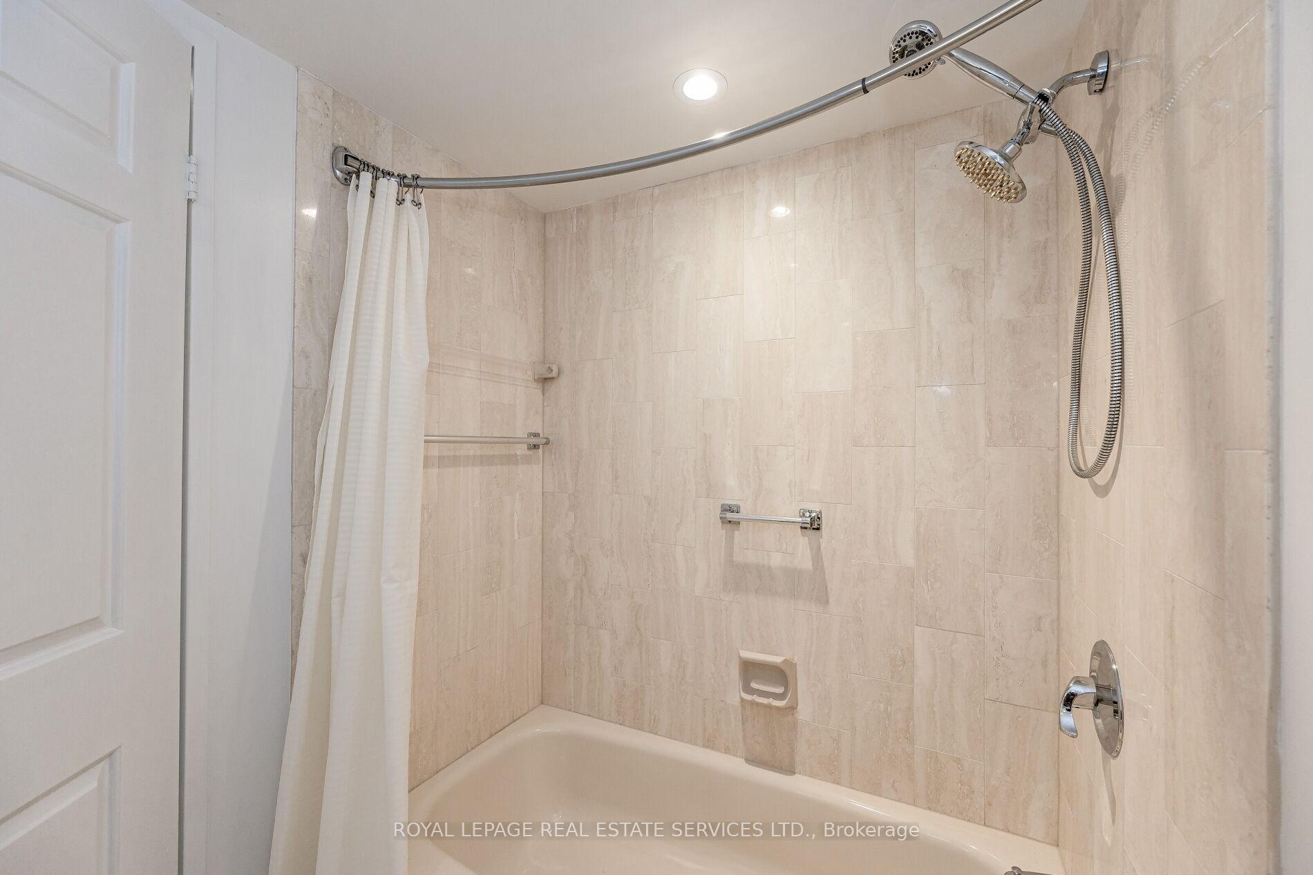Photo 29 of Unit 2102, 2170 Marine Drive, Oakville, Bronte — HOMEH