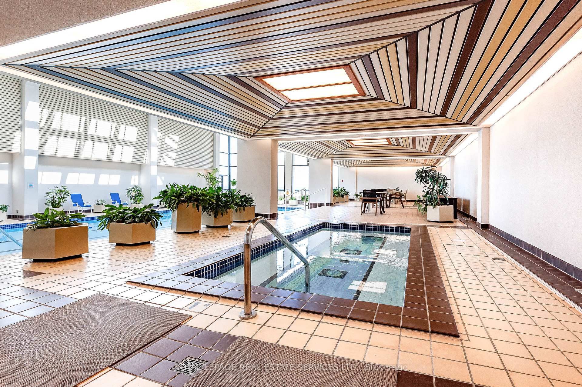 Photo 34 of Unit 2102, 2170 Marine Drive, Oakville, Bronte — HOMEH