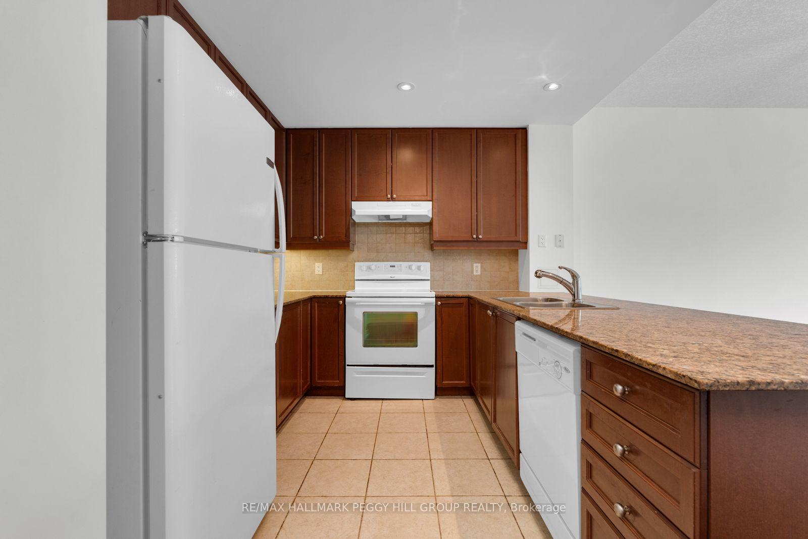 Photo 22 of Unit 1303, 37 Ellen Street, Barrie, City Centre — HOMEH