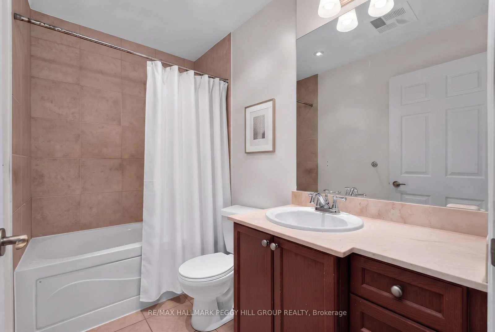 Photo 30 of Unit 1303, 37 Ellen Street, Barrie, City Centre — HOMEH