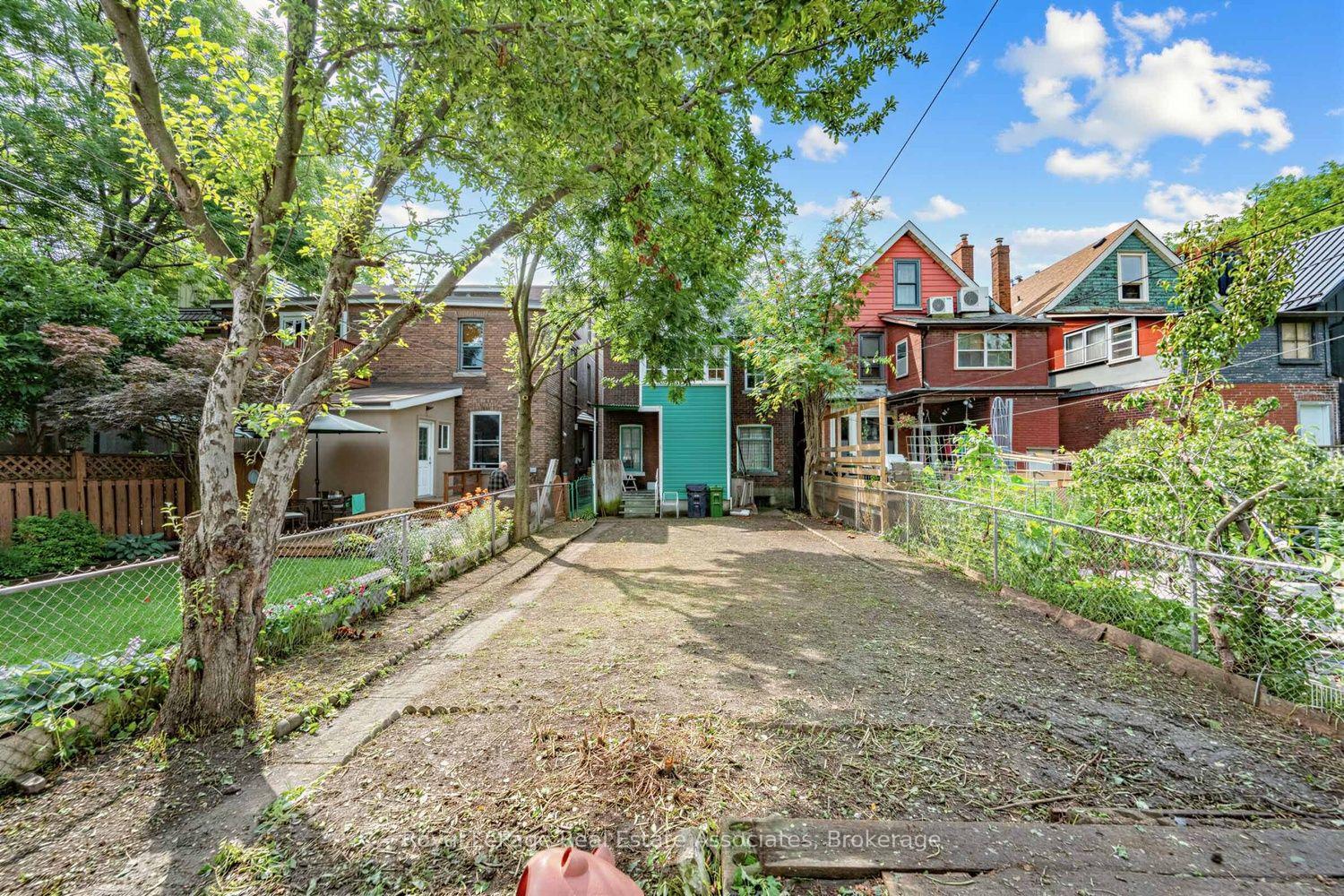 Photo 4 of 36 Galley Avenue, Toronto, Roncesvalles — HOMEH