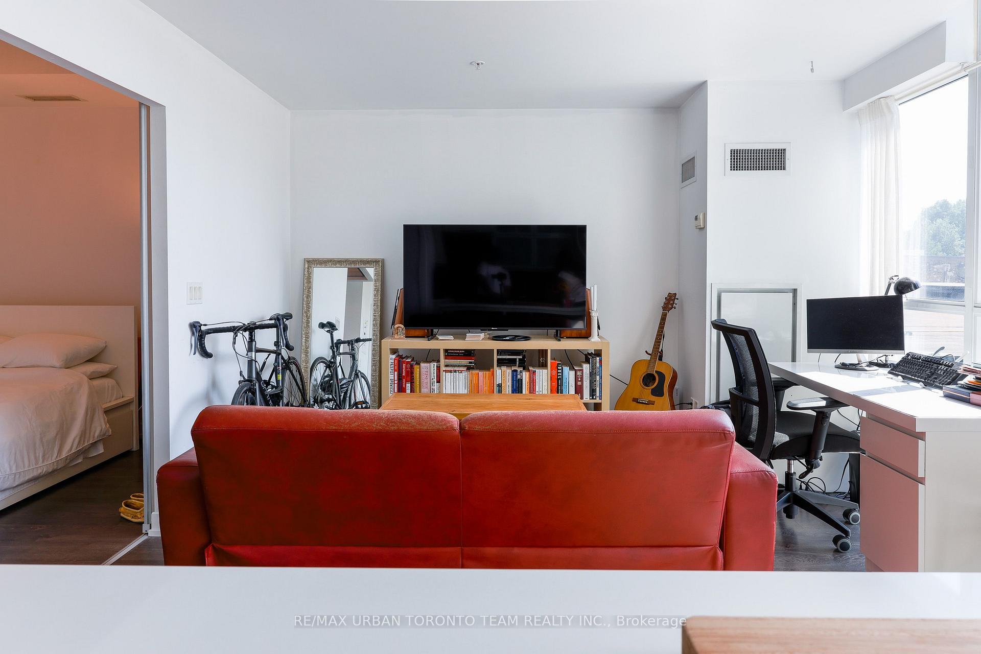 Photo 5 of Unit 412, 1205 Queen Street W, Toronto, Little Portugal — HOMEH