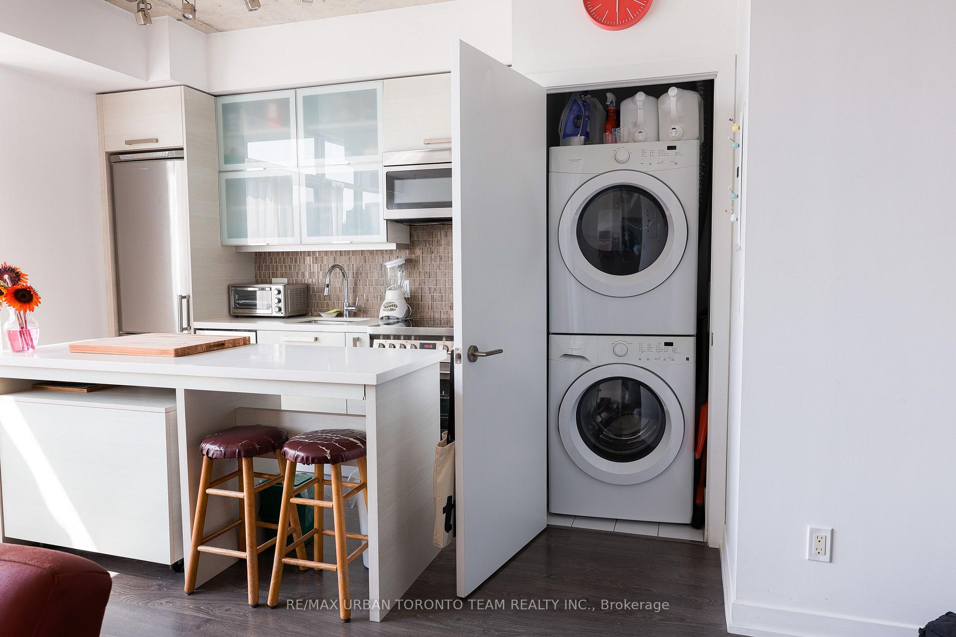 Photo 6 of Unit 412, 1205 Queen Street W, Toronto, Little Portugal — HOMEH