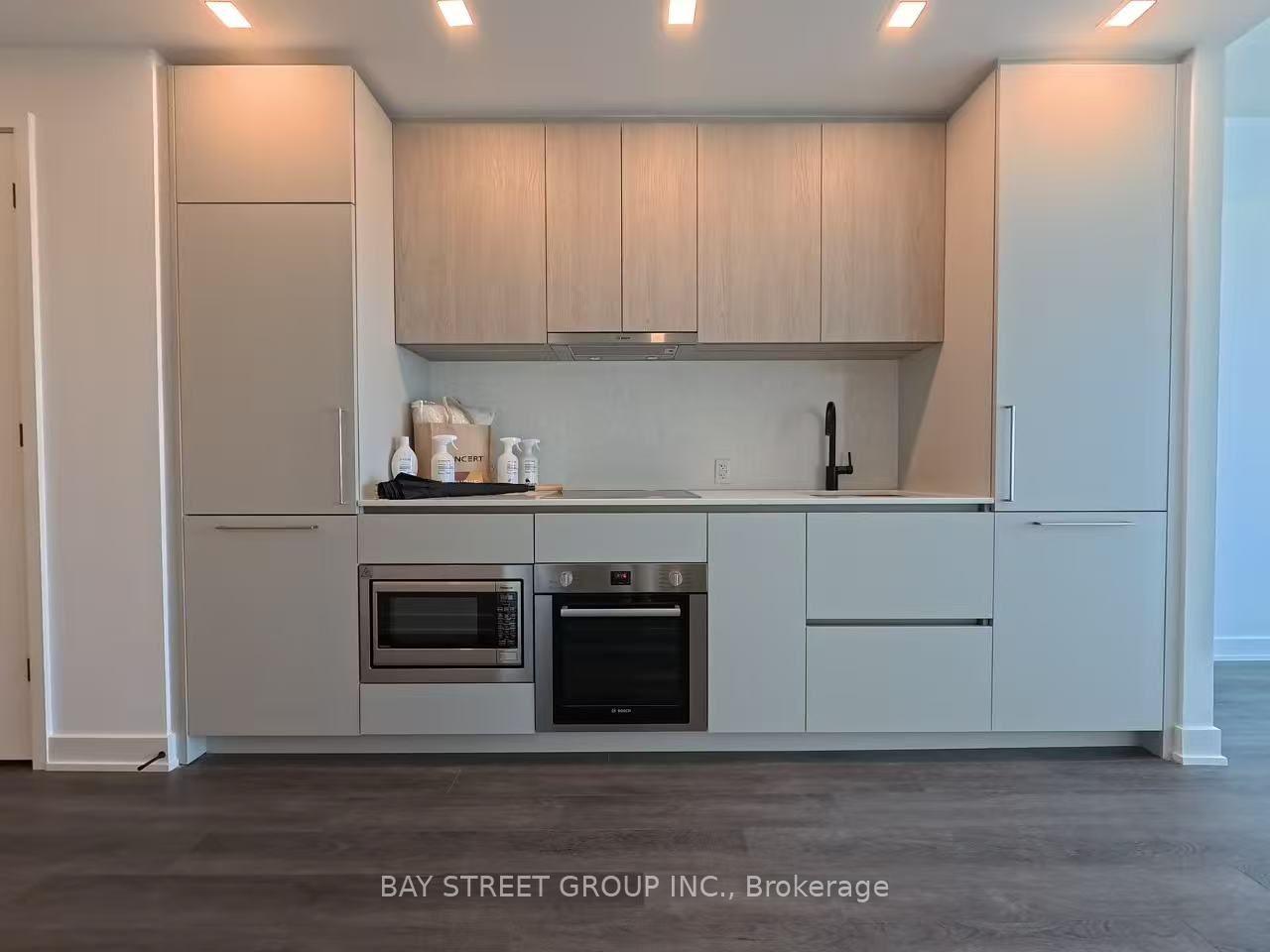 Photo 12 of Unit 4710, 609 Sherbourne Street, Toronto, North St. James Town — HOMEH